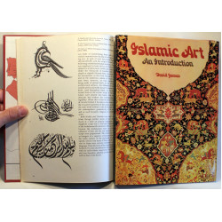 Islamic art. An introduction