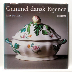 Gammel dansk fajence fra fabriker i kongeriget og hertugdømmerne