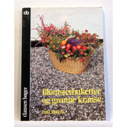 Blomsterbuketter og grønne kranse