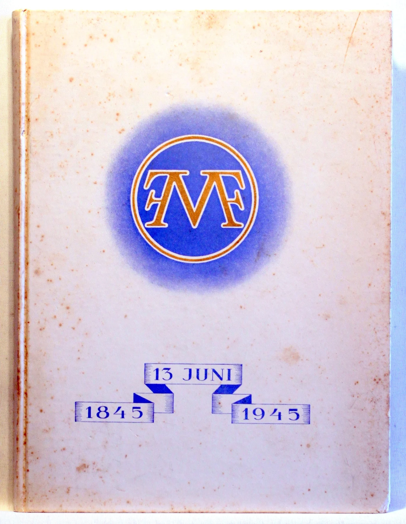 Farvemøllens Historie gennem 100 Aar