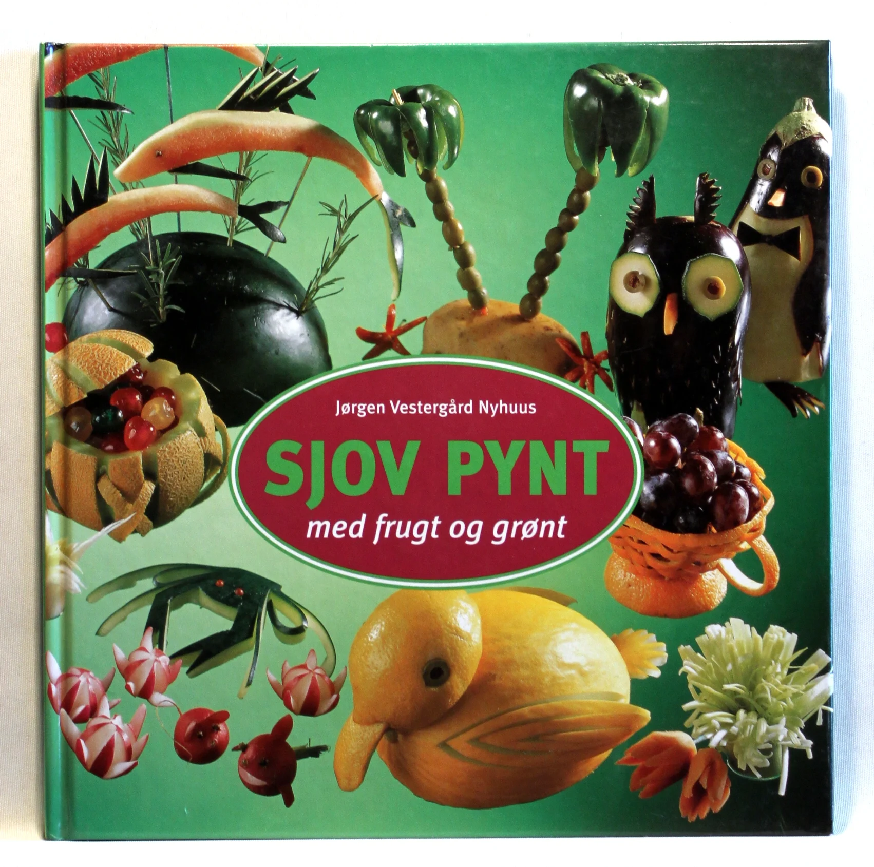 Sjov pynt med frugt og grønt