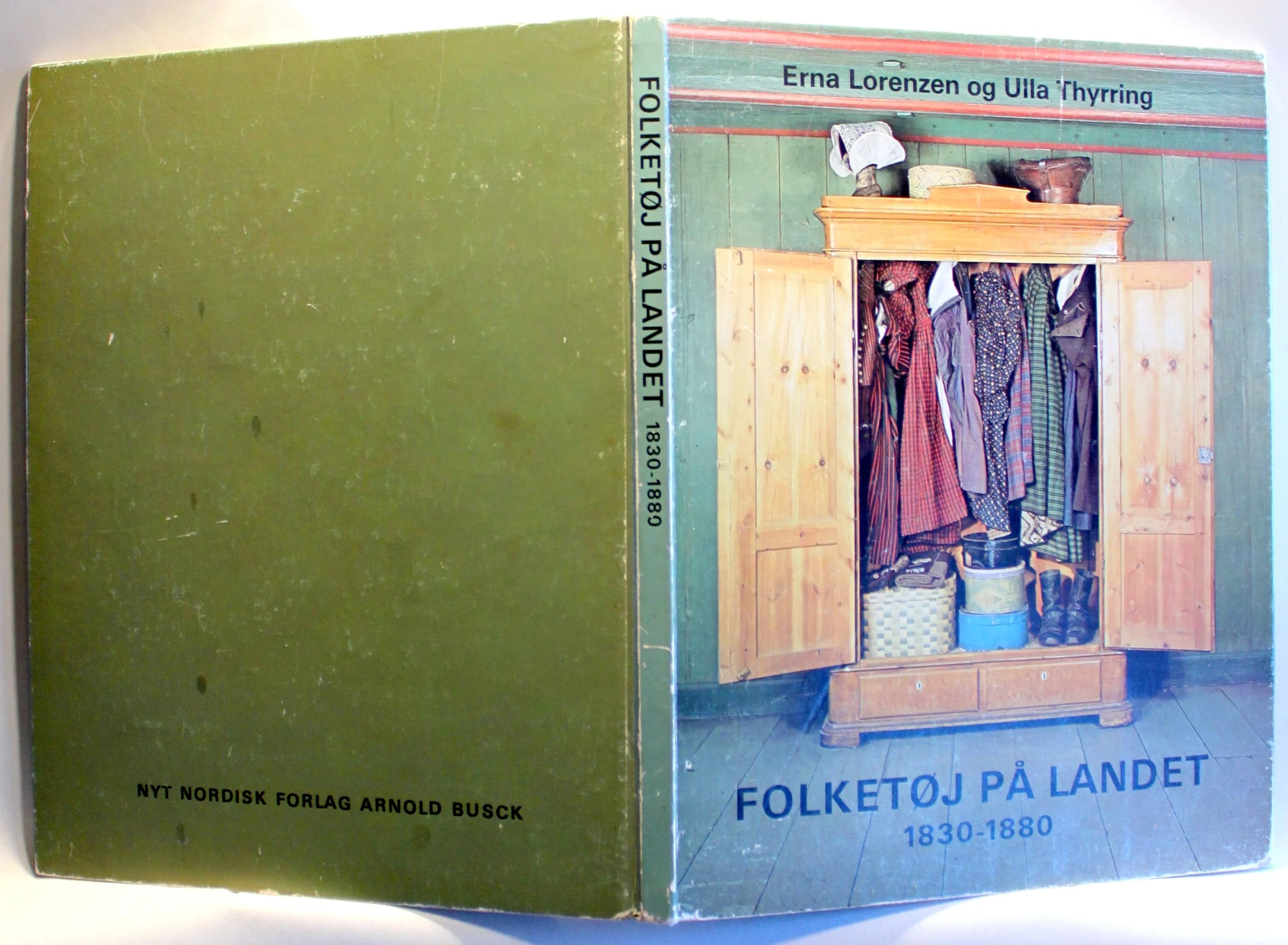 Folketøj på landet 1830-1880