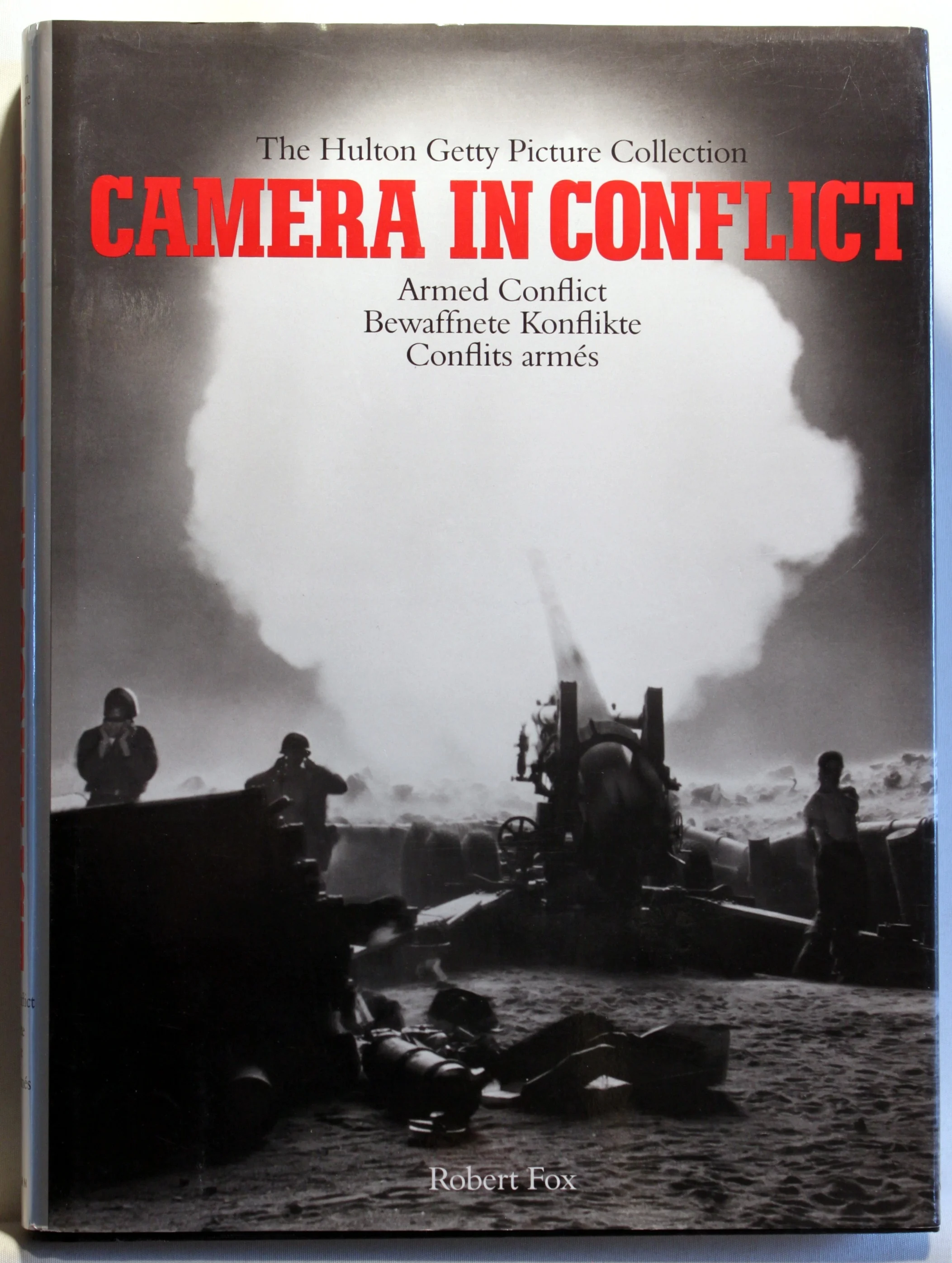 Camera in Conflict. Armed Conflict, Bewaffnete Konflikte, Conflits armés