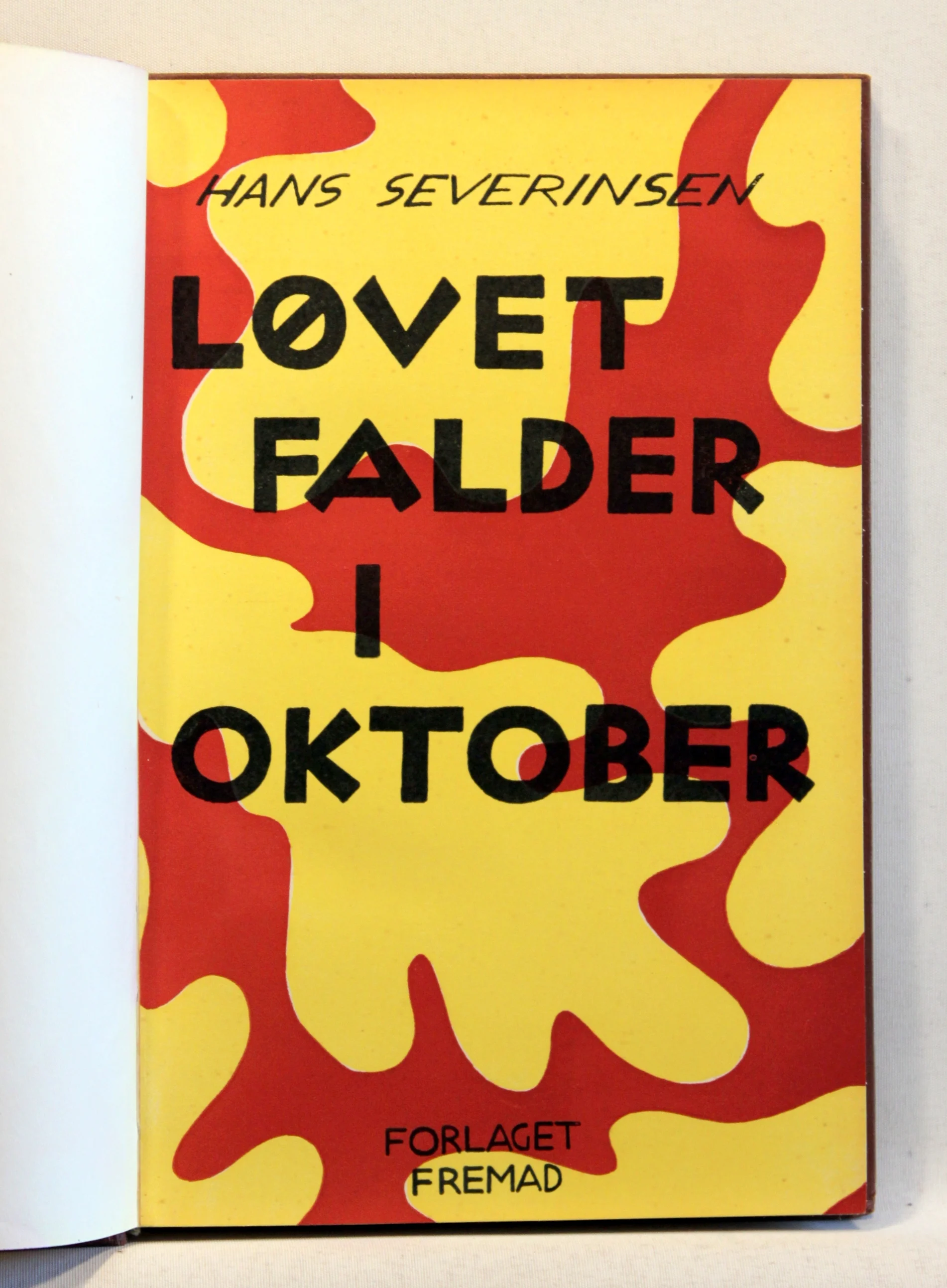 Løvet falder i Oktober