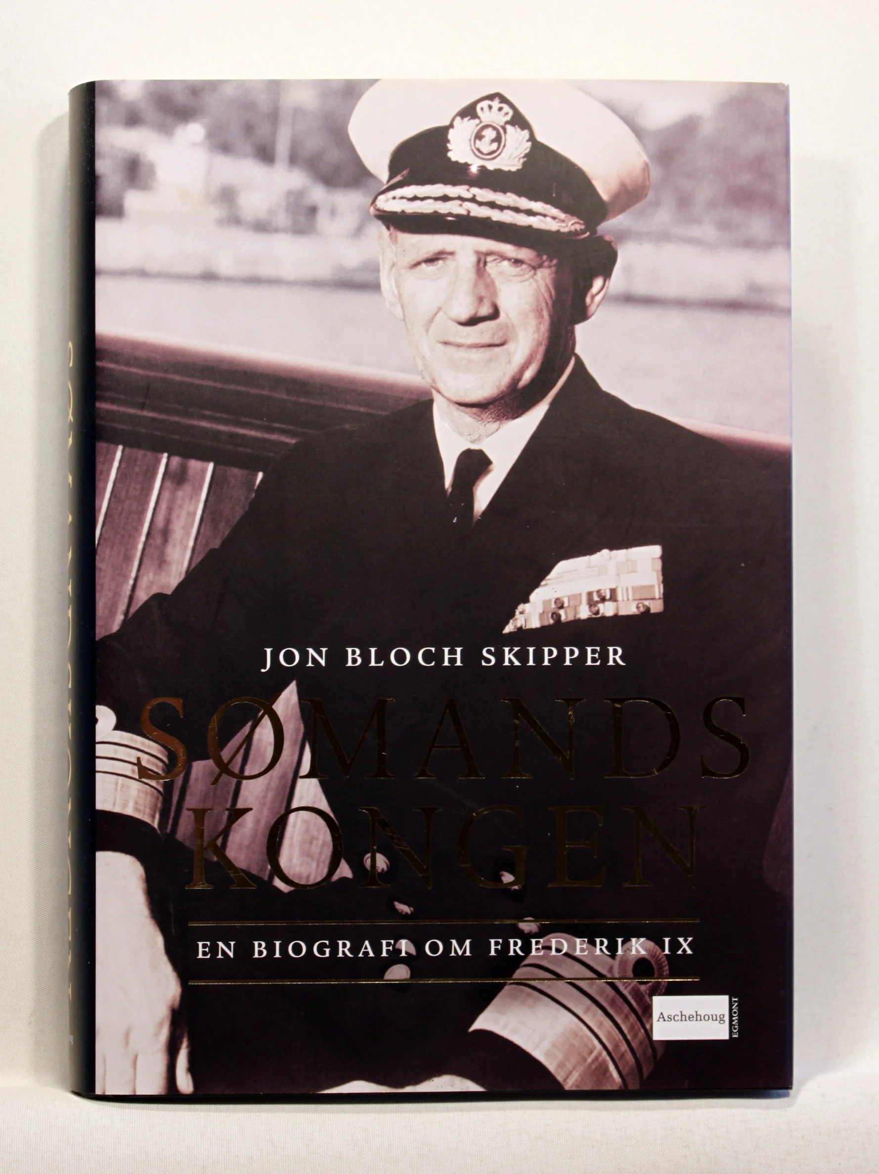 Sømandskongen. En biografi om Frederik IX.