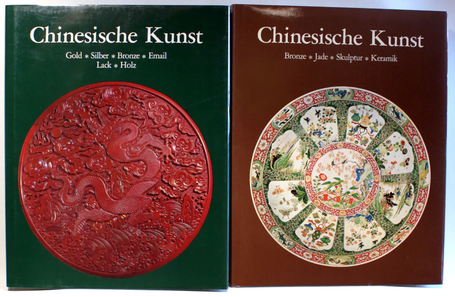 Chinesische Kunst. Bronze – Jade, Skulptur, Keramik. Chinesische Kunst – Gold, Silber, Bronze, Email, Lack, Holz