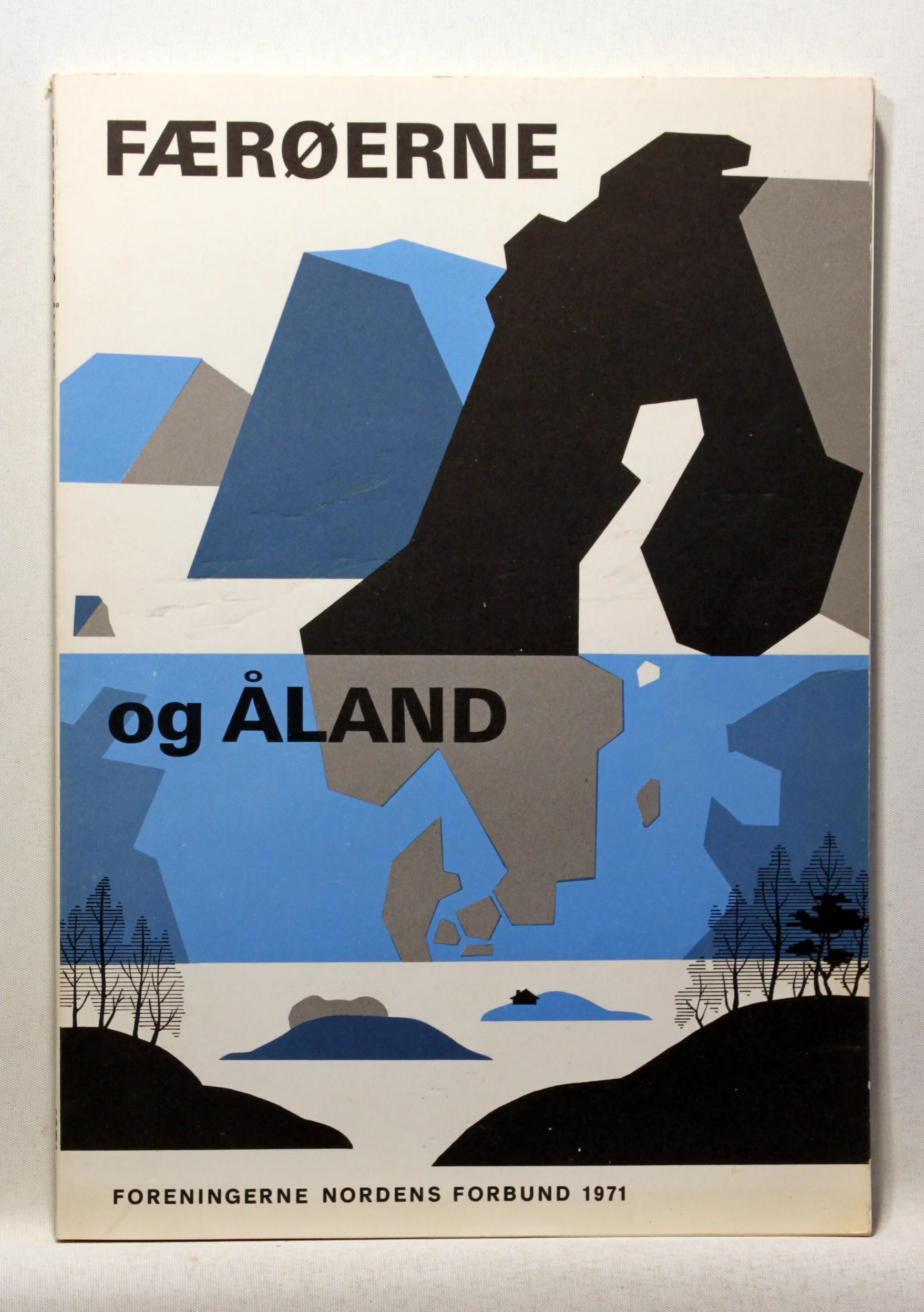 Færøerne og Åland. To nordiske ø-samfund