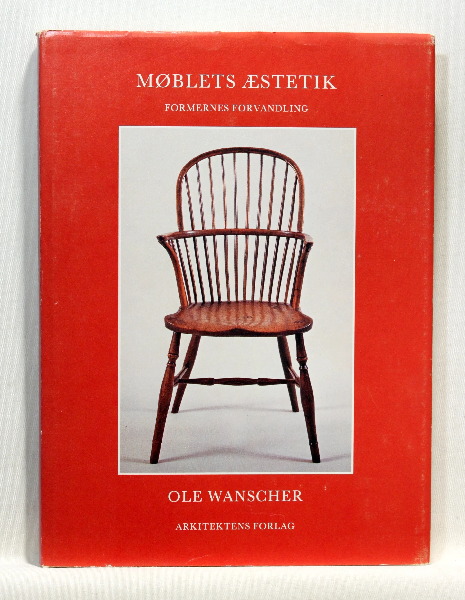 Møblets æstetik. Formernes forvandling