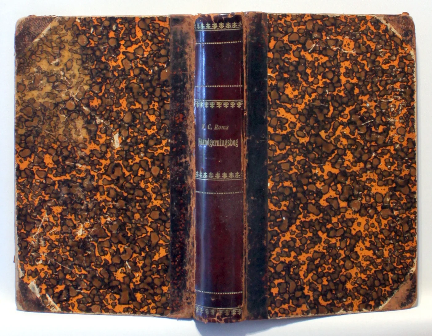 N.C. Roms Haandgerningsbog. Med 734 forklarende Tegninger