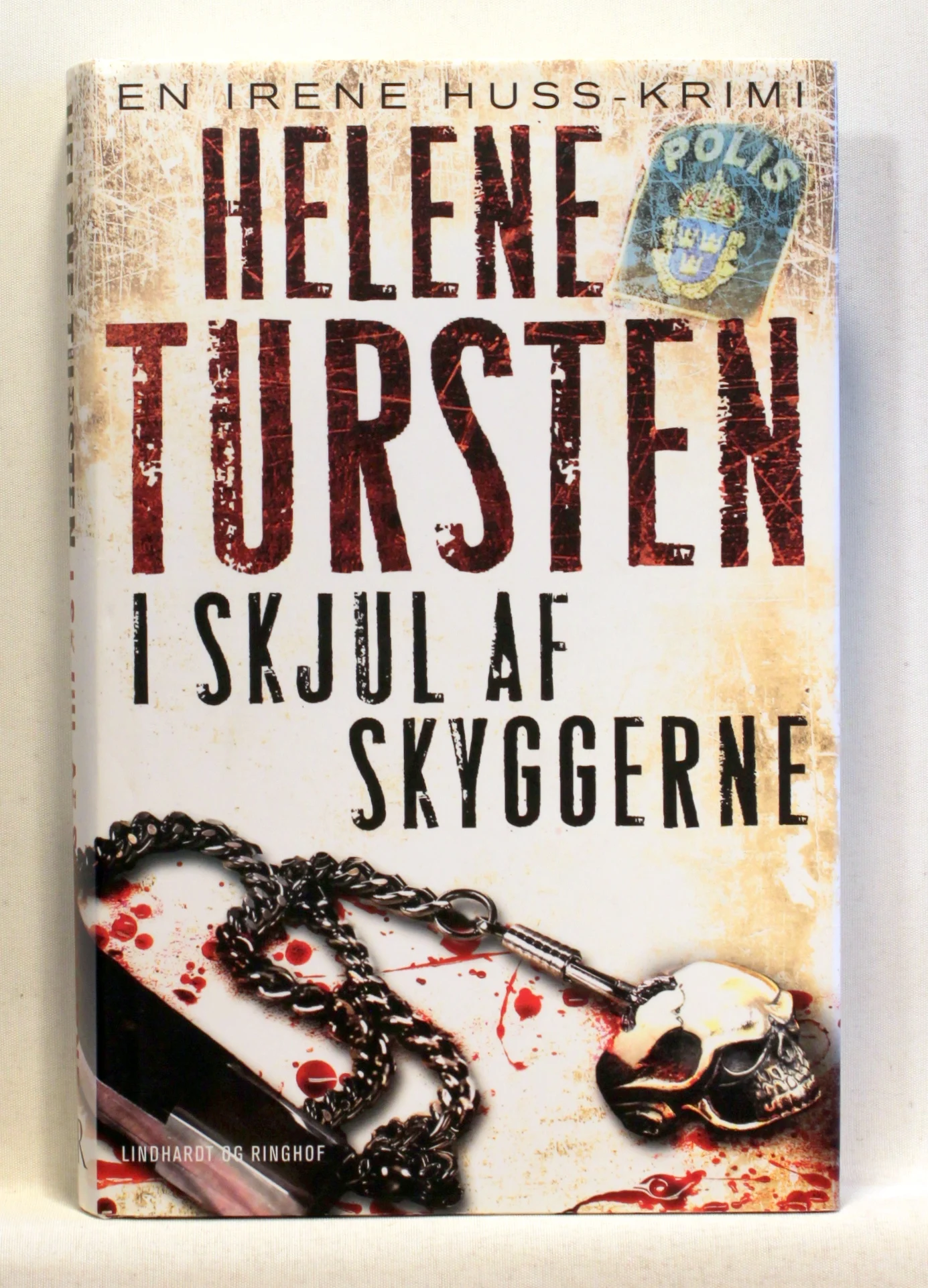 I skjul af skyggerne