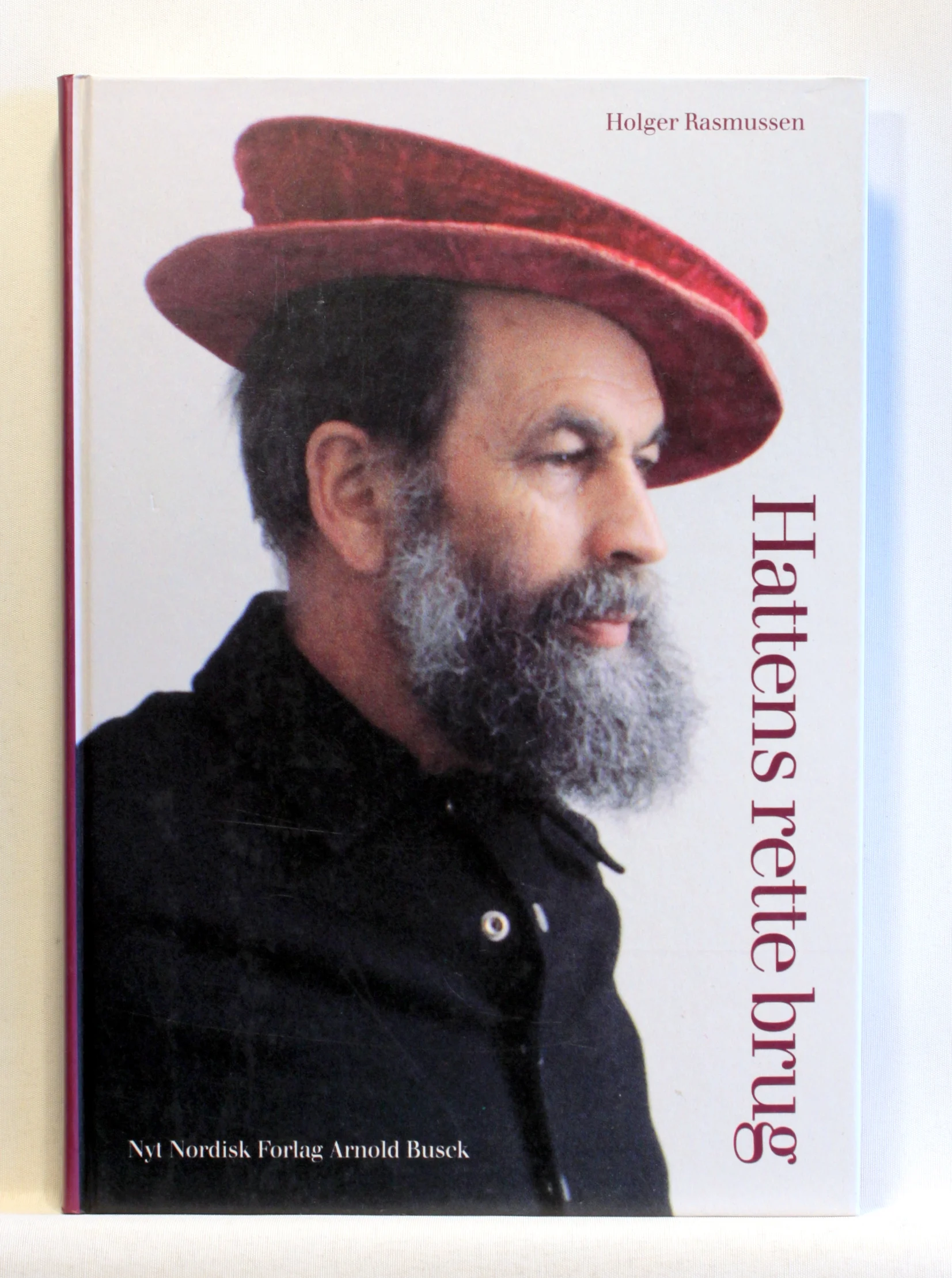 Hattens rette brug. Hue, hat og hætte i kulturhistorien