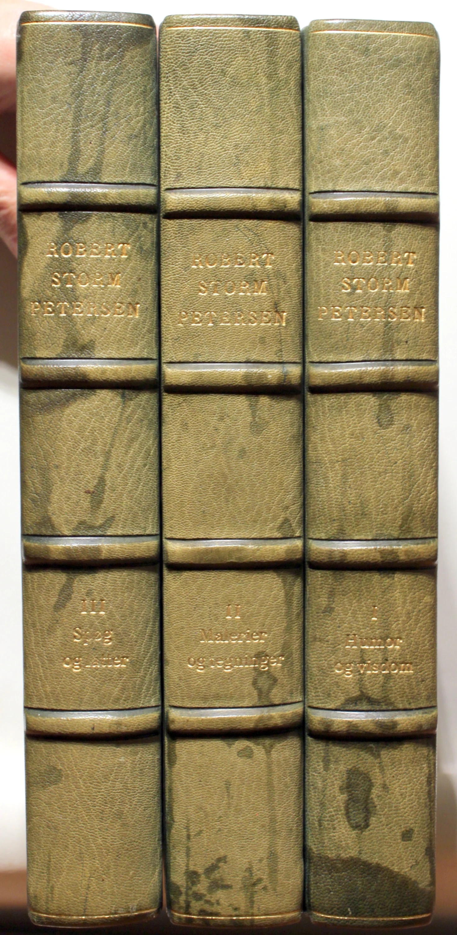 Humor og visdom. Malerier og tegninger. Spøg og latter