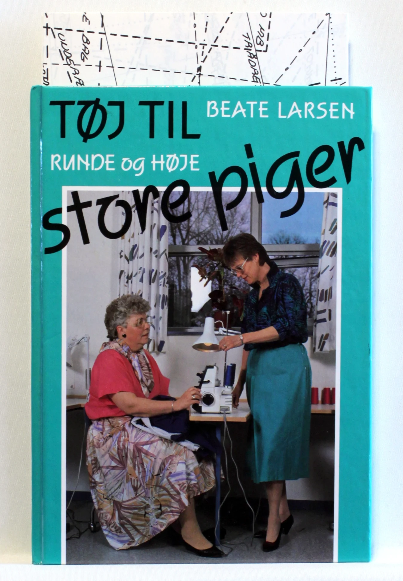 Tøj til store piger – runde og høje