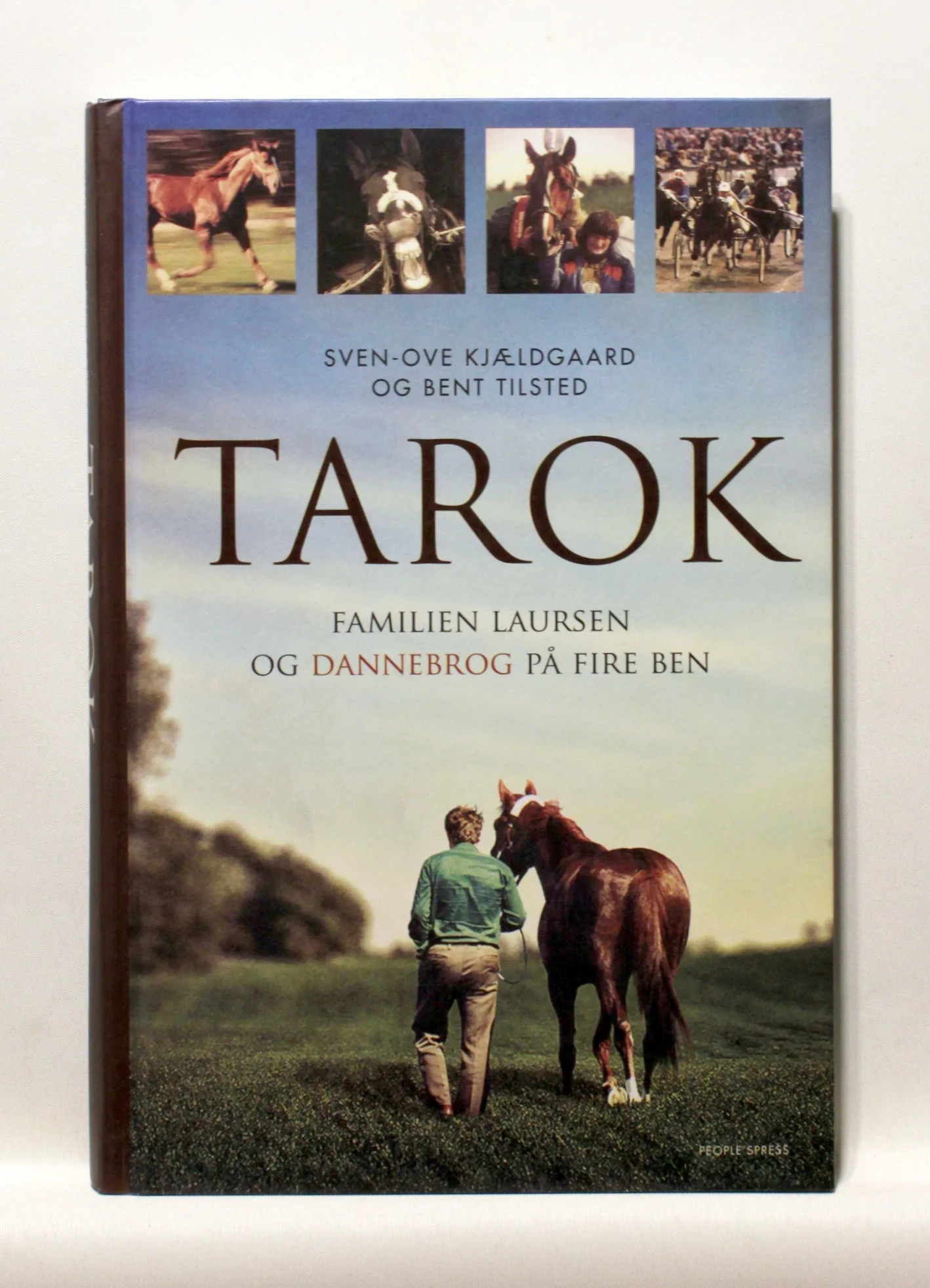 Tarok. Familien Laursen og Dannebrog på fire ben