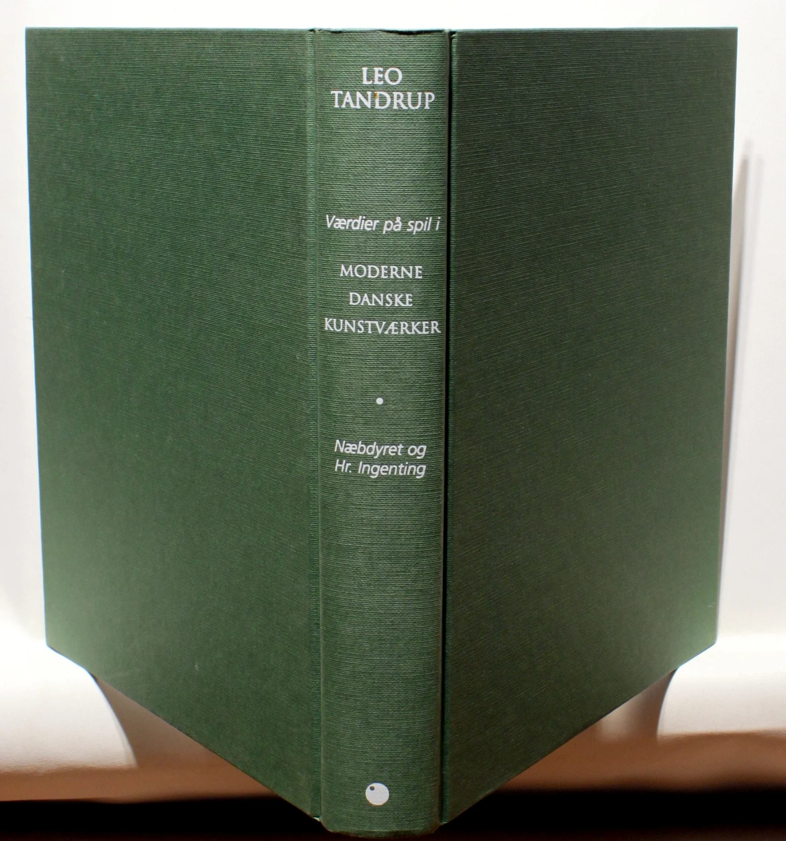 Moderne danske kunstværker. Værdier på spil. Næbdyret og Hr. Ingenting