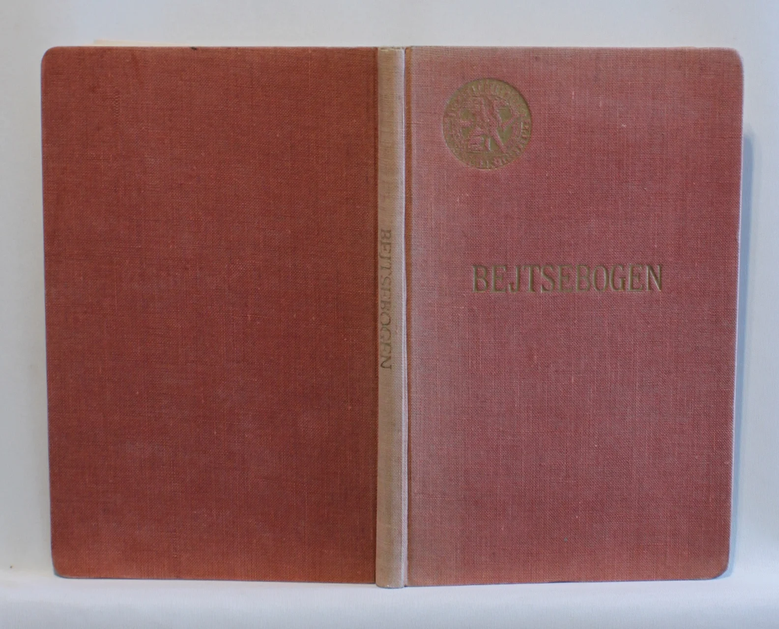 Bejtsebogen. Vejledning i praktisk bejtsning af træ