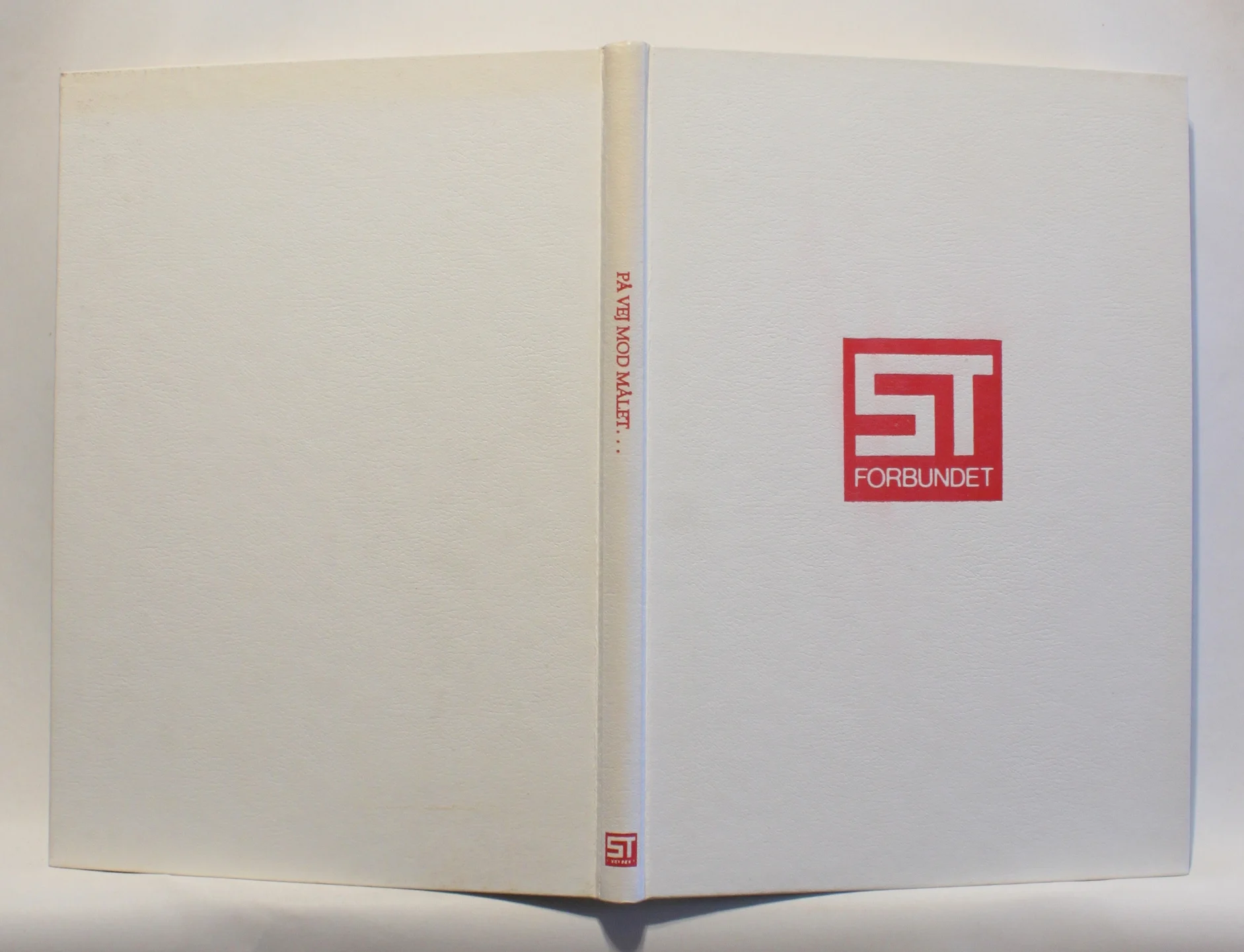 På vej mod målet… 1885-1985