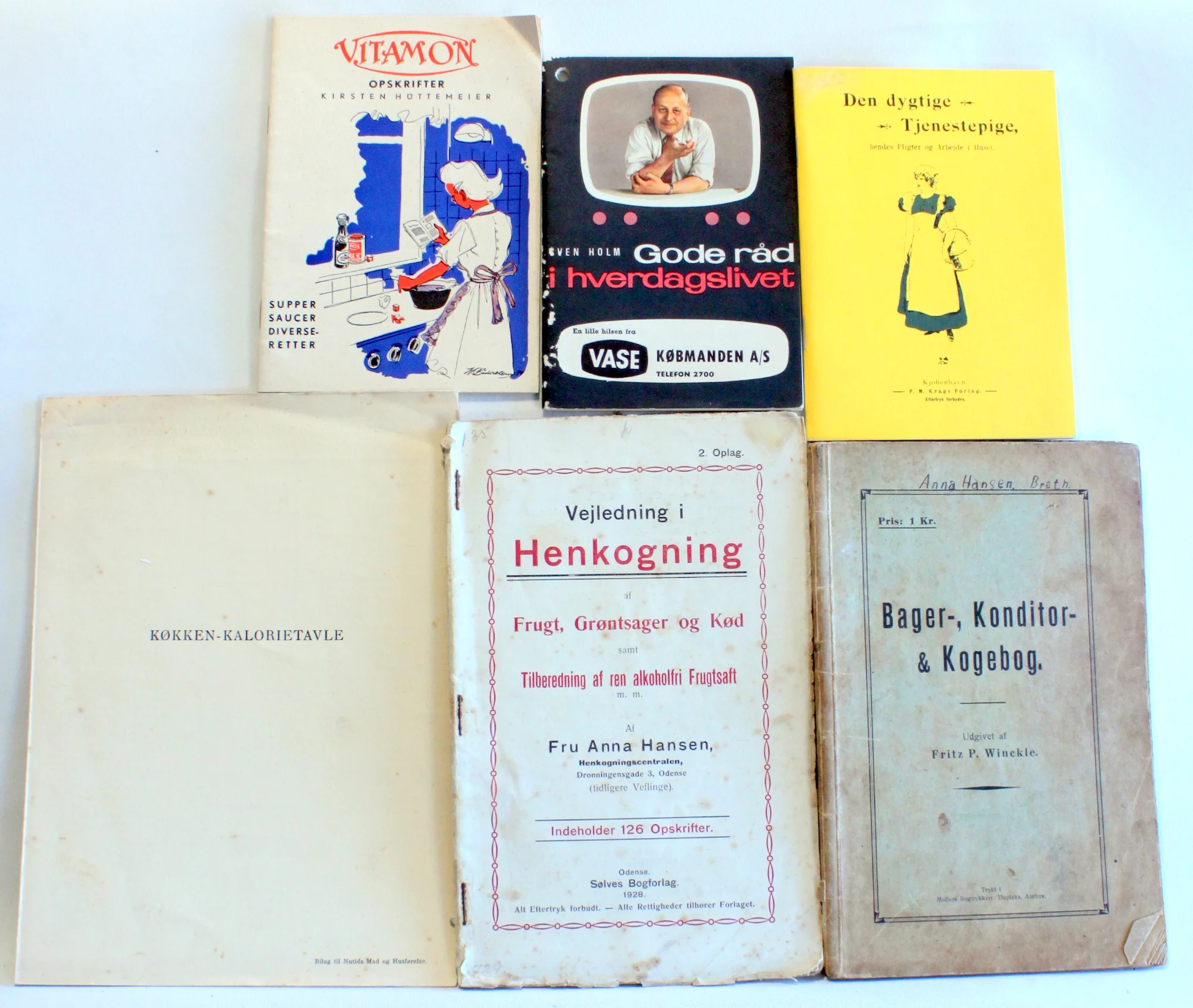 Bogomslag: Vejledning i Henkogning. Bager, konditor & kogebog af Fru Anna Hansen, Fritz P. Winckle