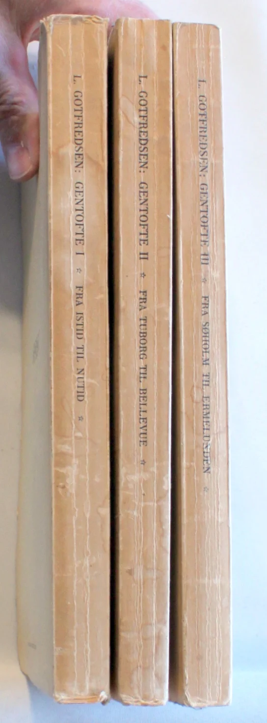 Bogomslag: Gentofte. I: Fra istid til nutid. II: Fra Tuborg til Bellevue. III: Fra Søholm til Ermelunden. af L. Gotfredsen
