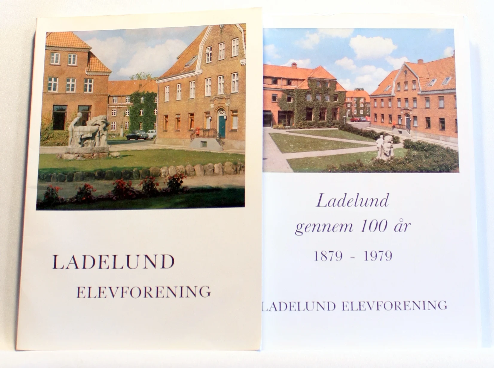 Ladelund gennem 100 år 1879-1979. Ladelund Elevforening. 2 stk.