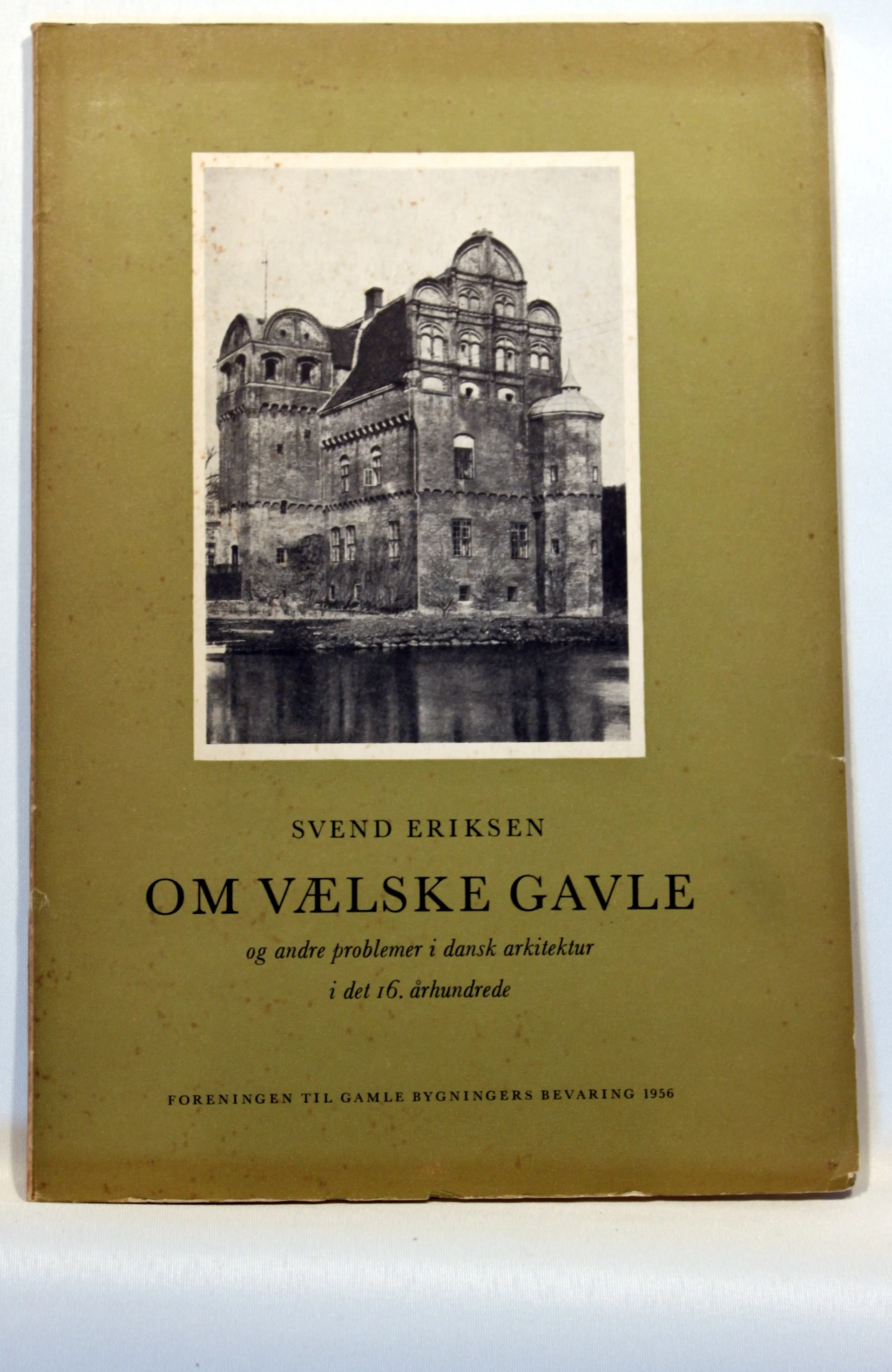 Om vælske gavle og andre problemer i dansk arkitektur i det 16.århundrede