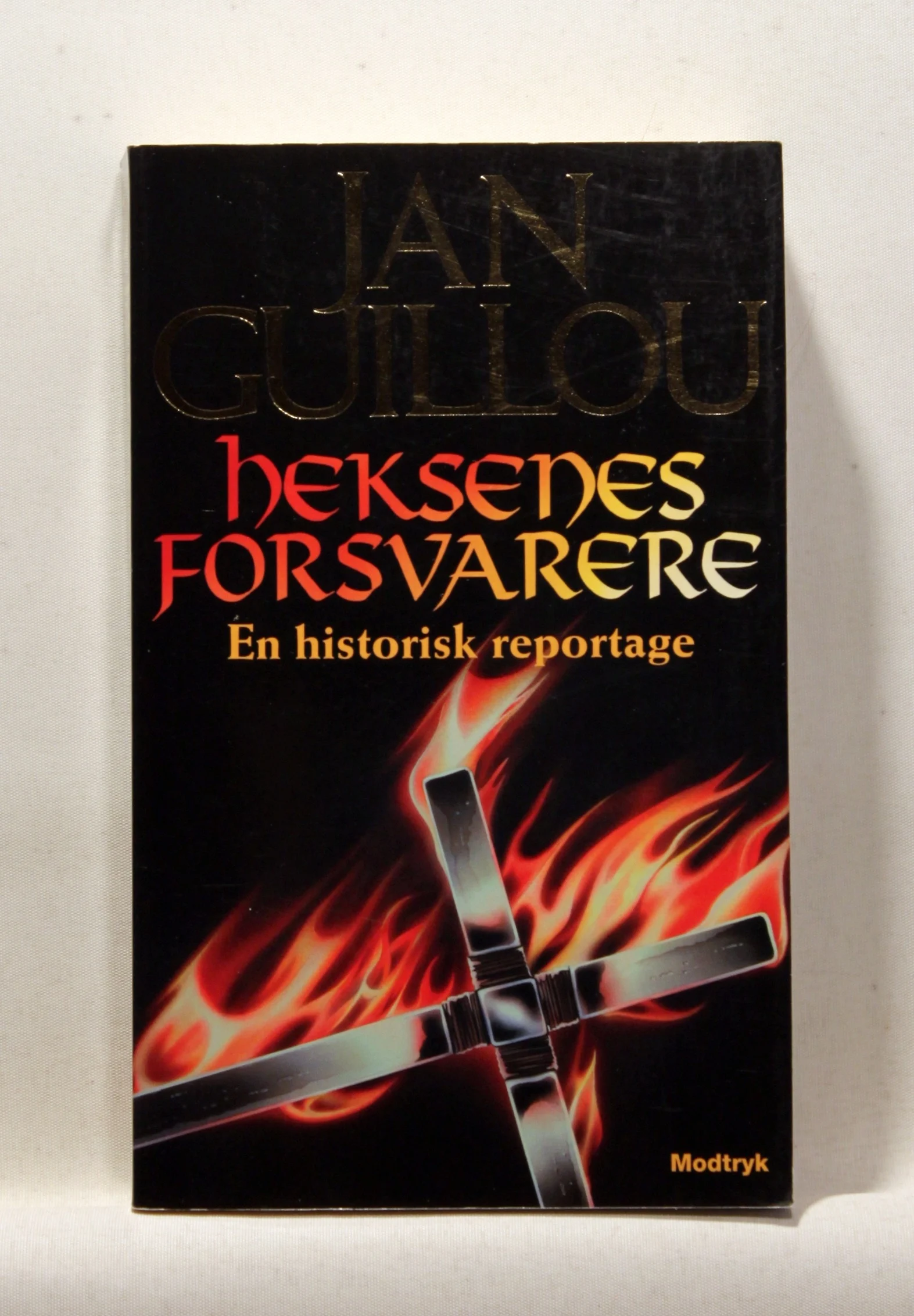 Heksenes forsvarere. En historisk reportage