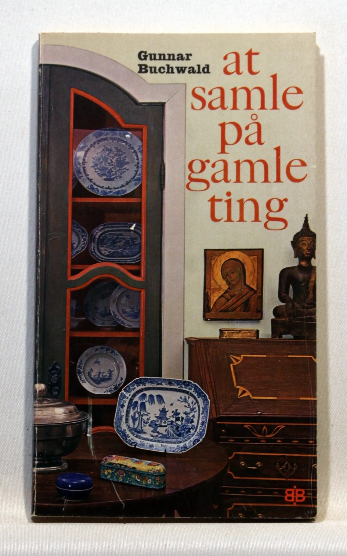 At samle på gamle ting