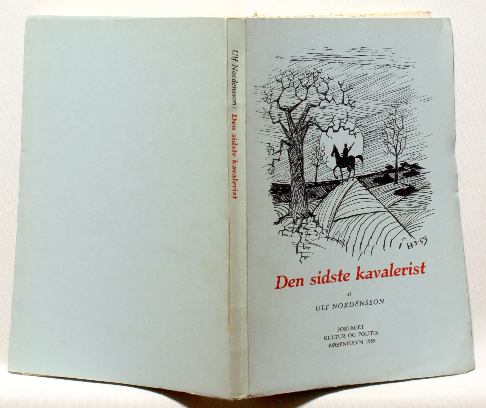 Den sidste kavalerist. Stemplet: C.E. Carlbergs Stiftelse.