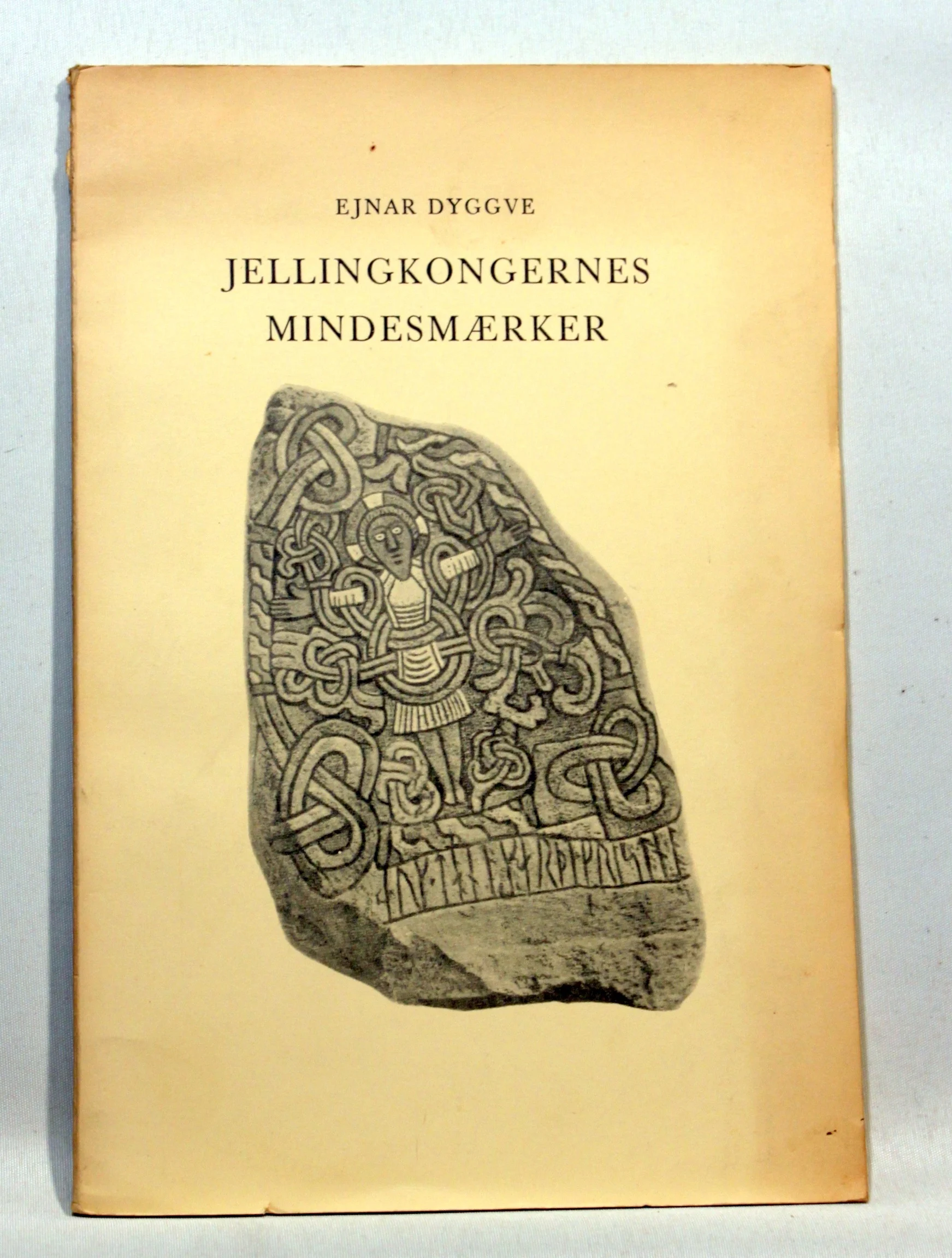 Jellingkongernes mindesmærker