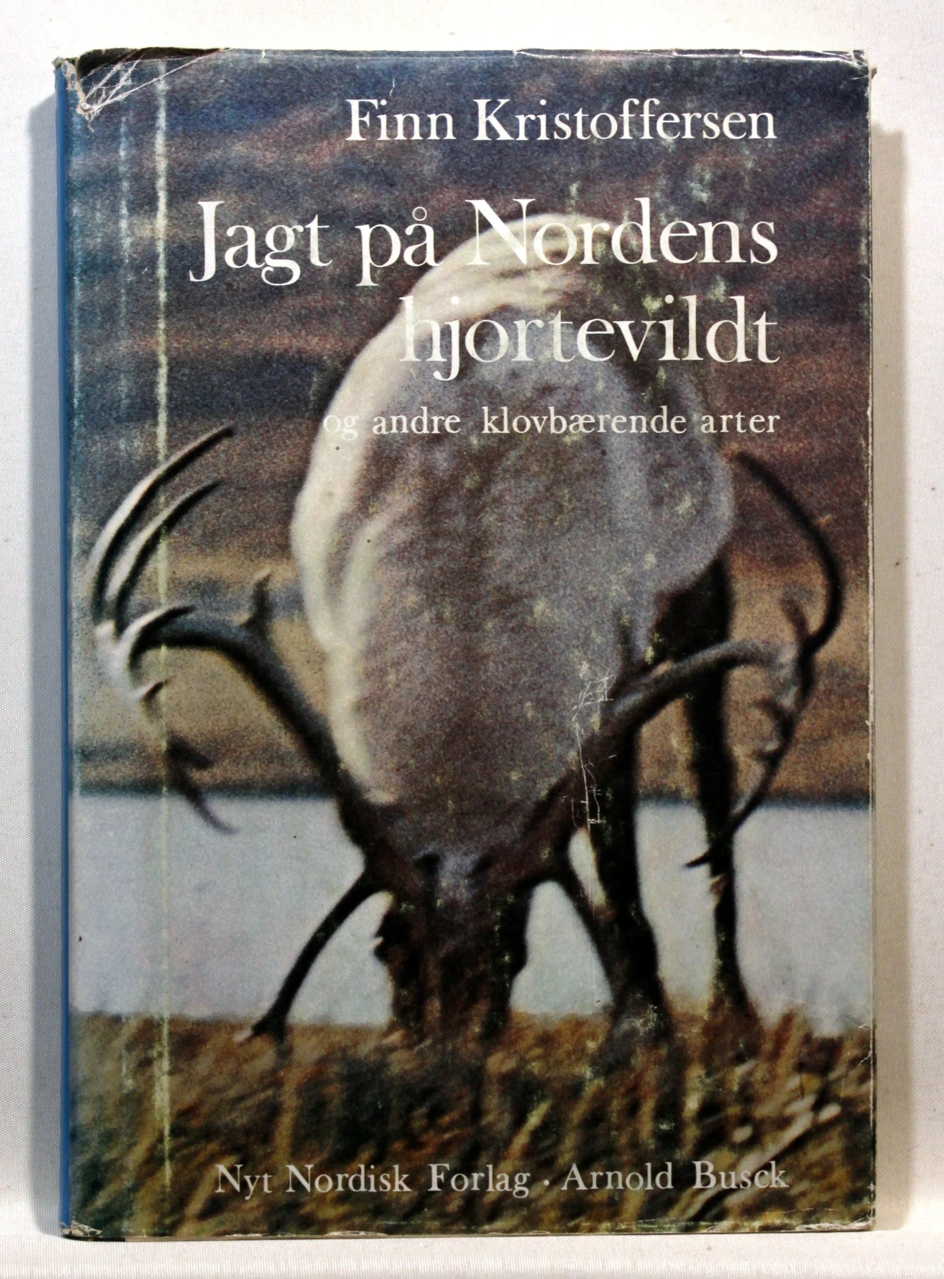 Jagt på Nordens hjortevildt og andre klovbærende arter