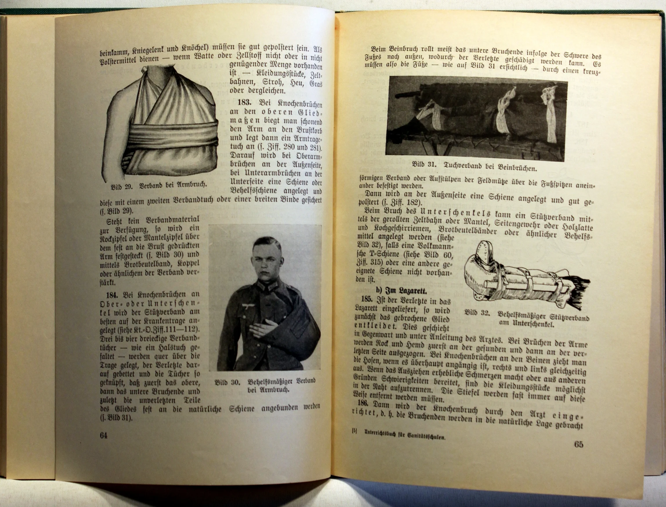 Unterrichtsbuch für Sanitätsschulen