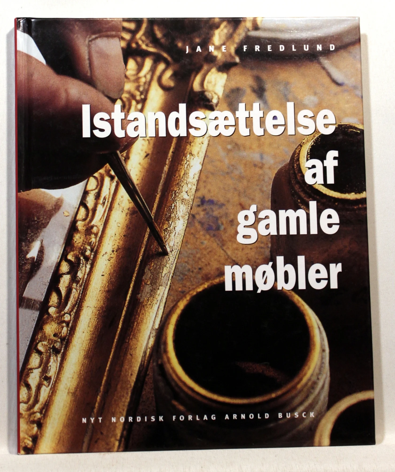 Istandsættelse af gamle møbler