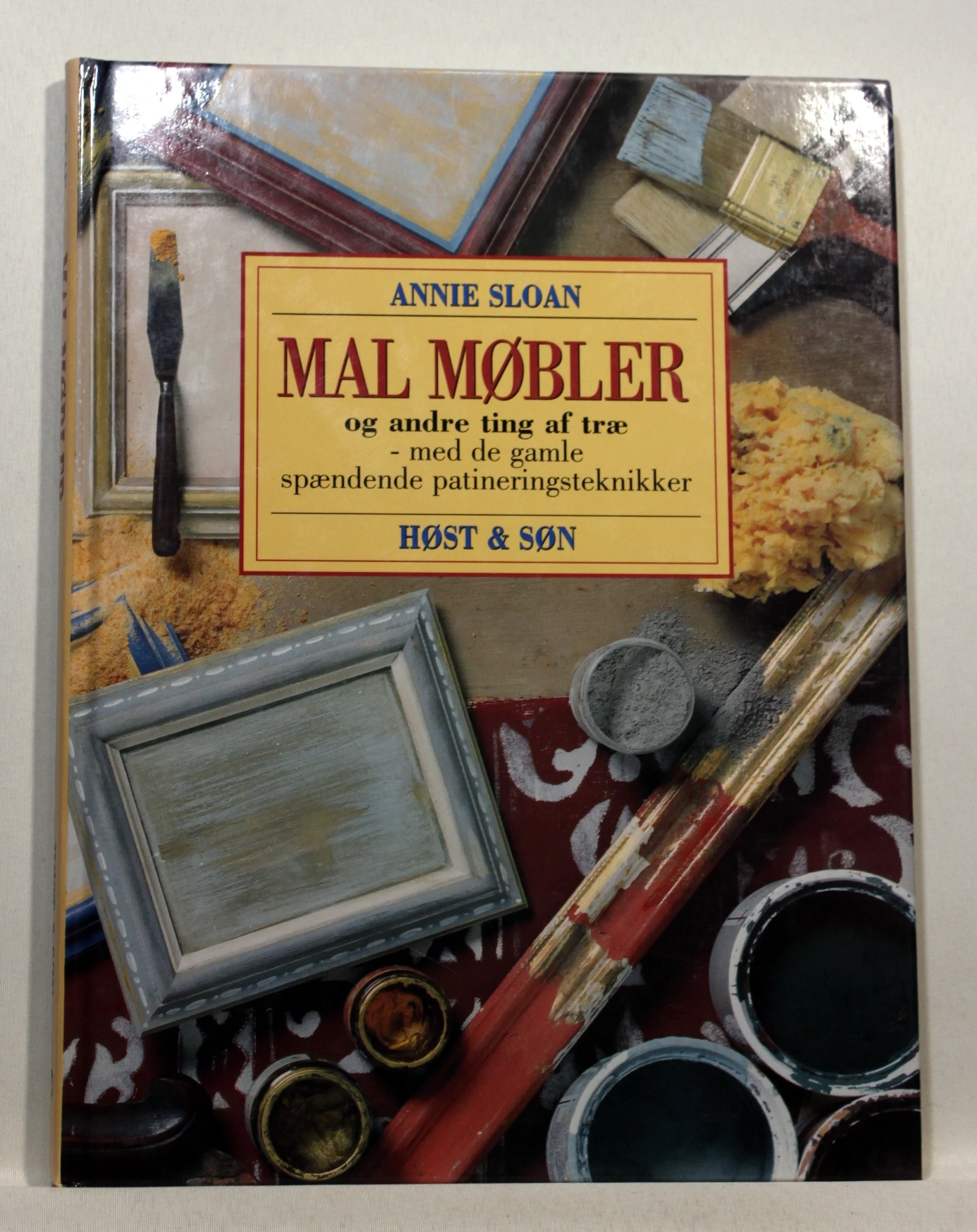 Mal møbler og andre ting af træ – med de gamle spændende patineringsteknikker