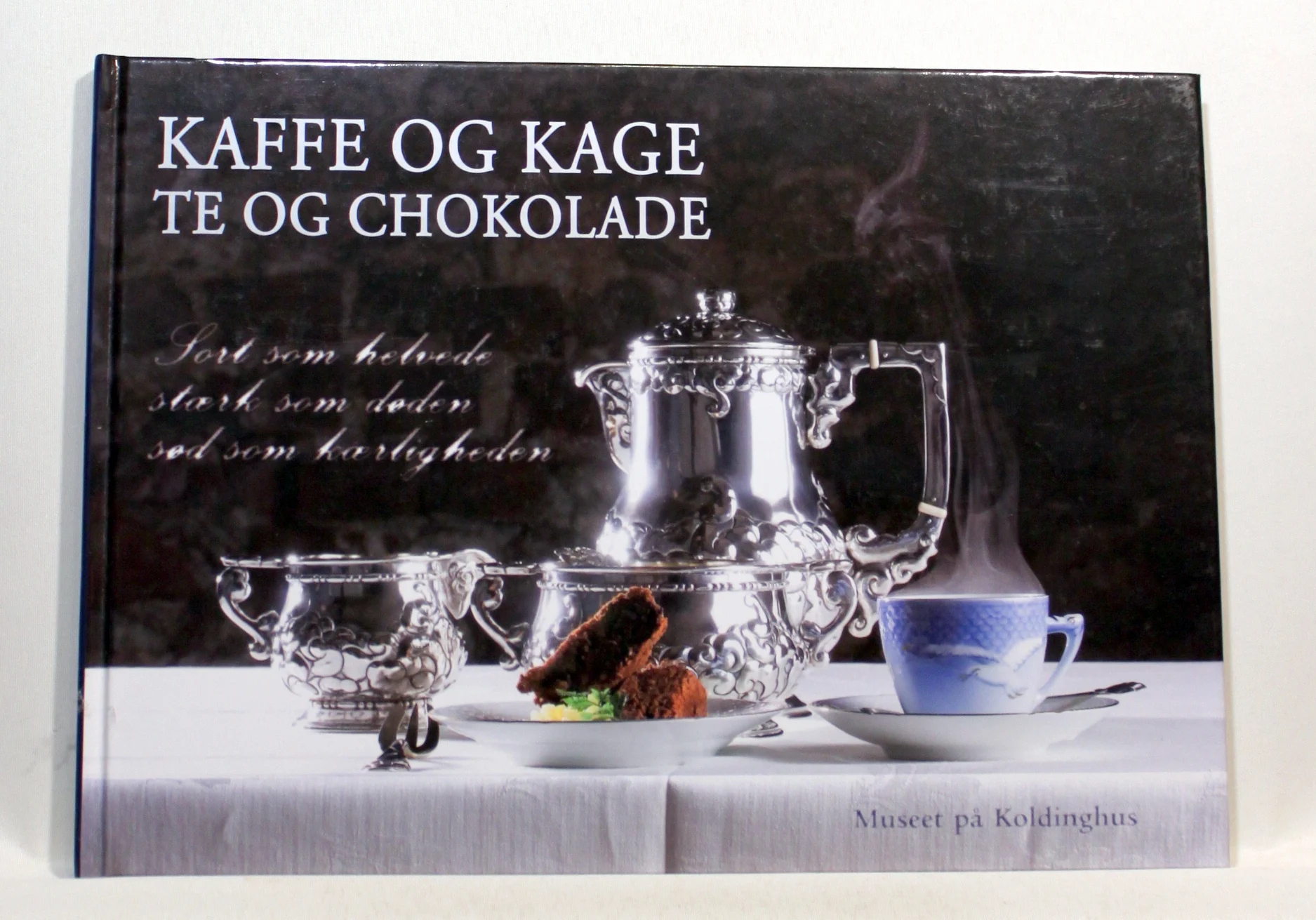 Kaffe og kage. Te og chokolade
