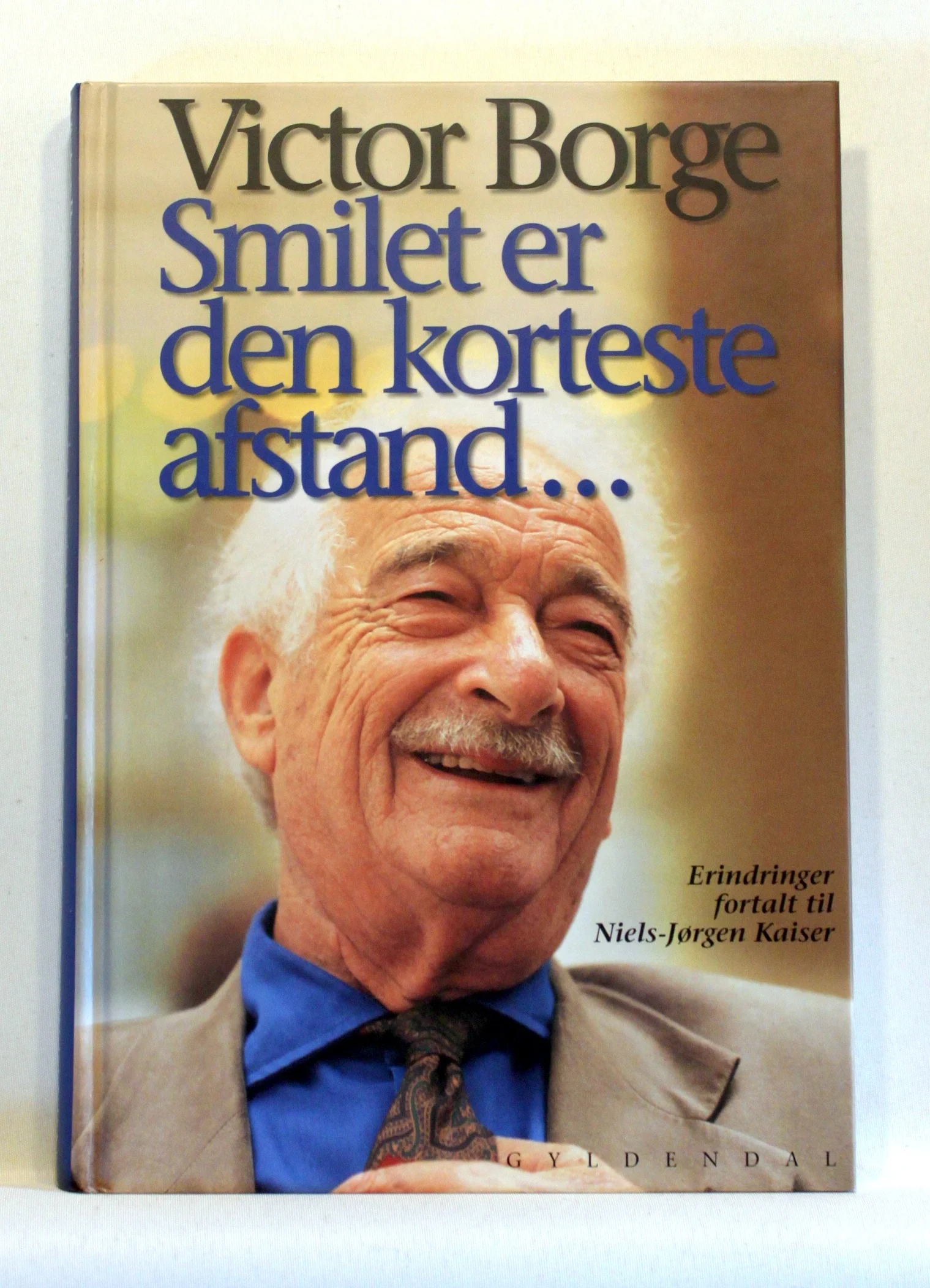 Smilet er den korteste afstand… Erindringer fortalt til Niels-Jørgen Kaiser