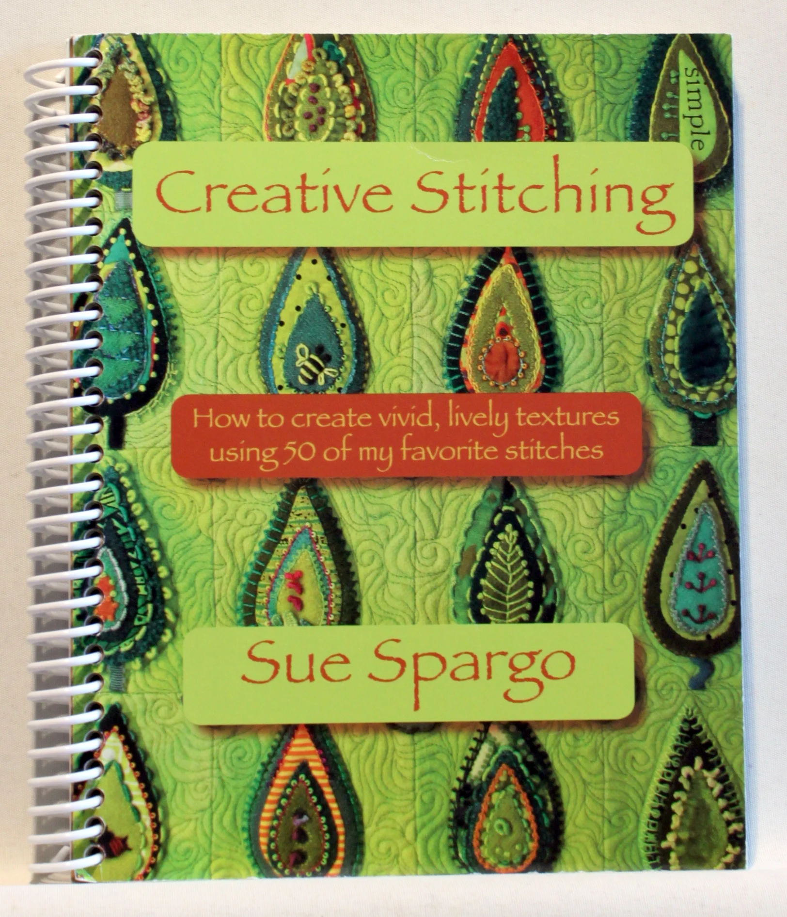 Bogomslag: Creative Stitching af Sue Spargo