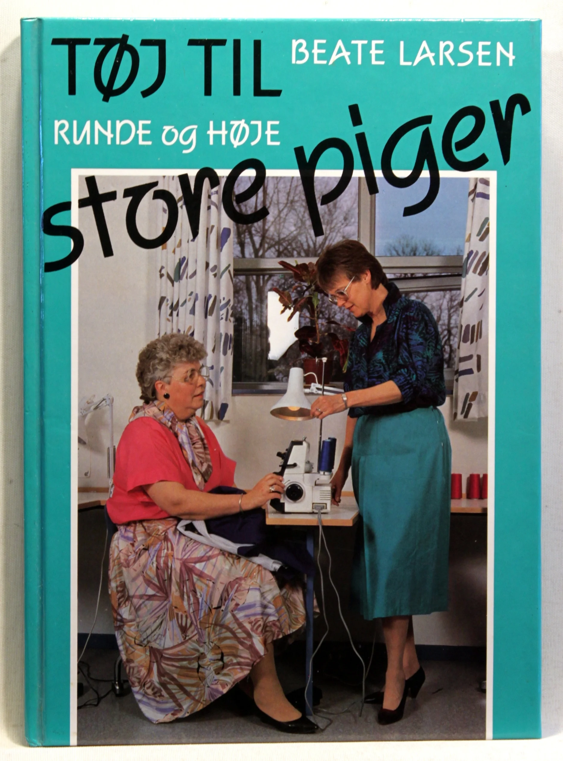 Tøj til store piger – runde og høje