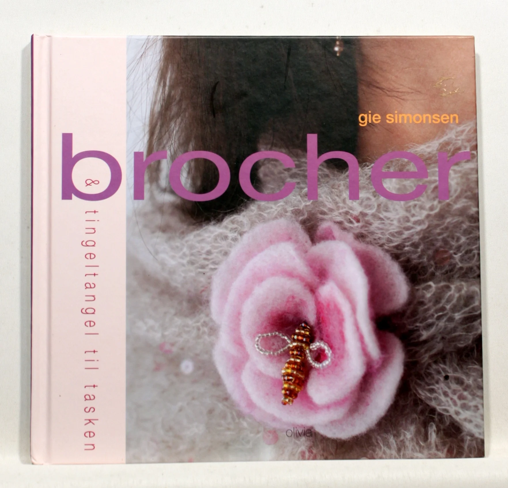 Brocher & tingeltangel til tasken