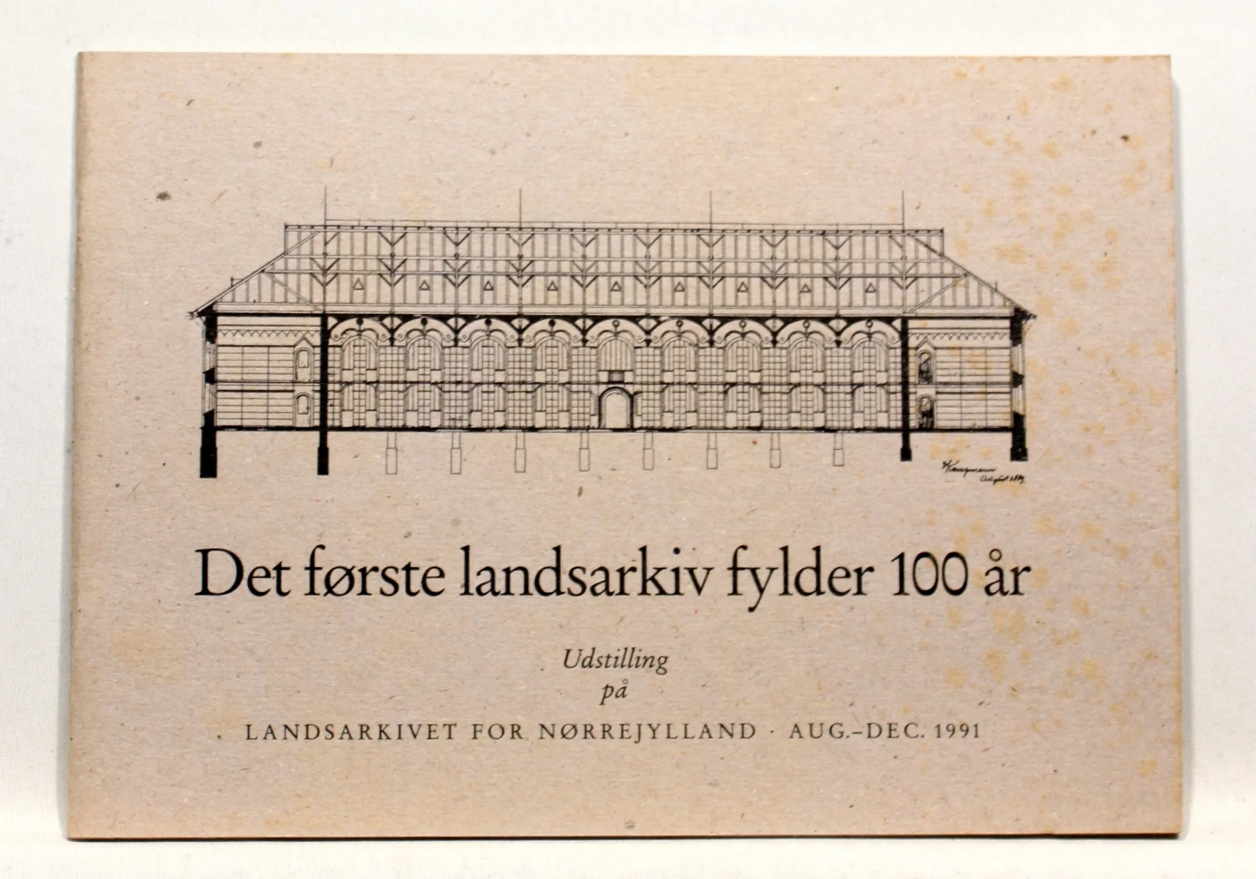 Det første landsarkiv fylder 100 år