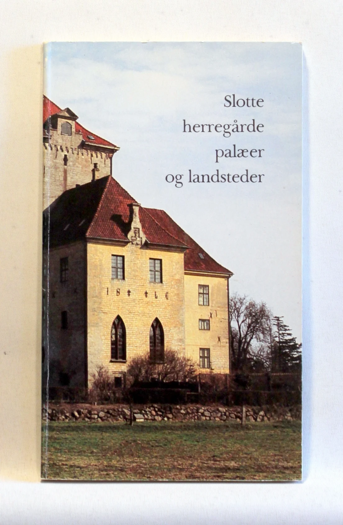 Slotte, herregårde, palæer og landsteder