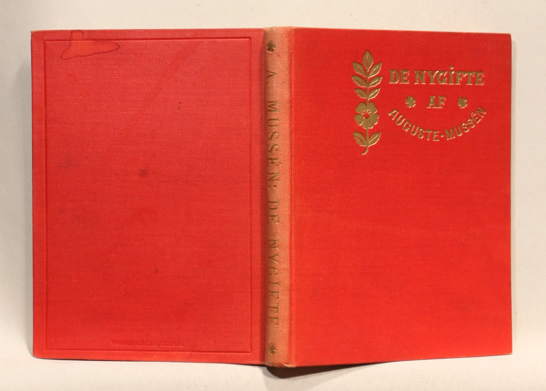 De Nygifte skyer og solblink