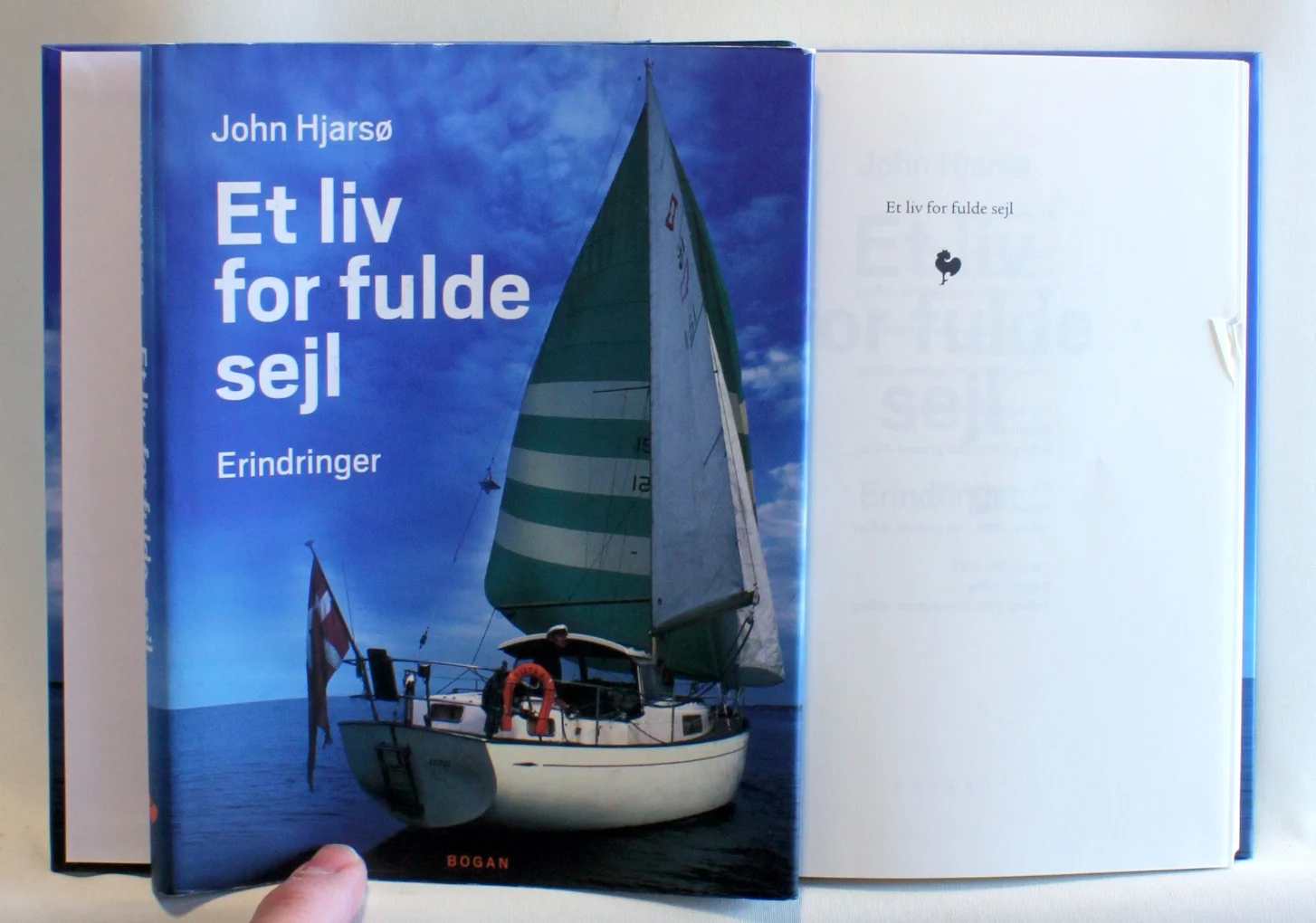 Et liv for fulde sejl. Erindringer