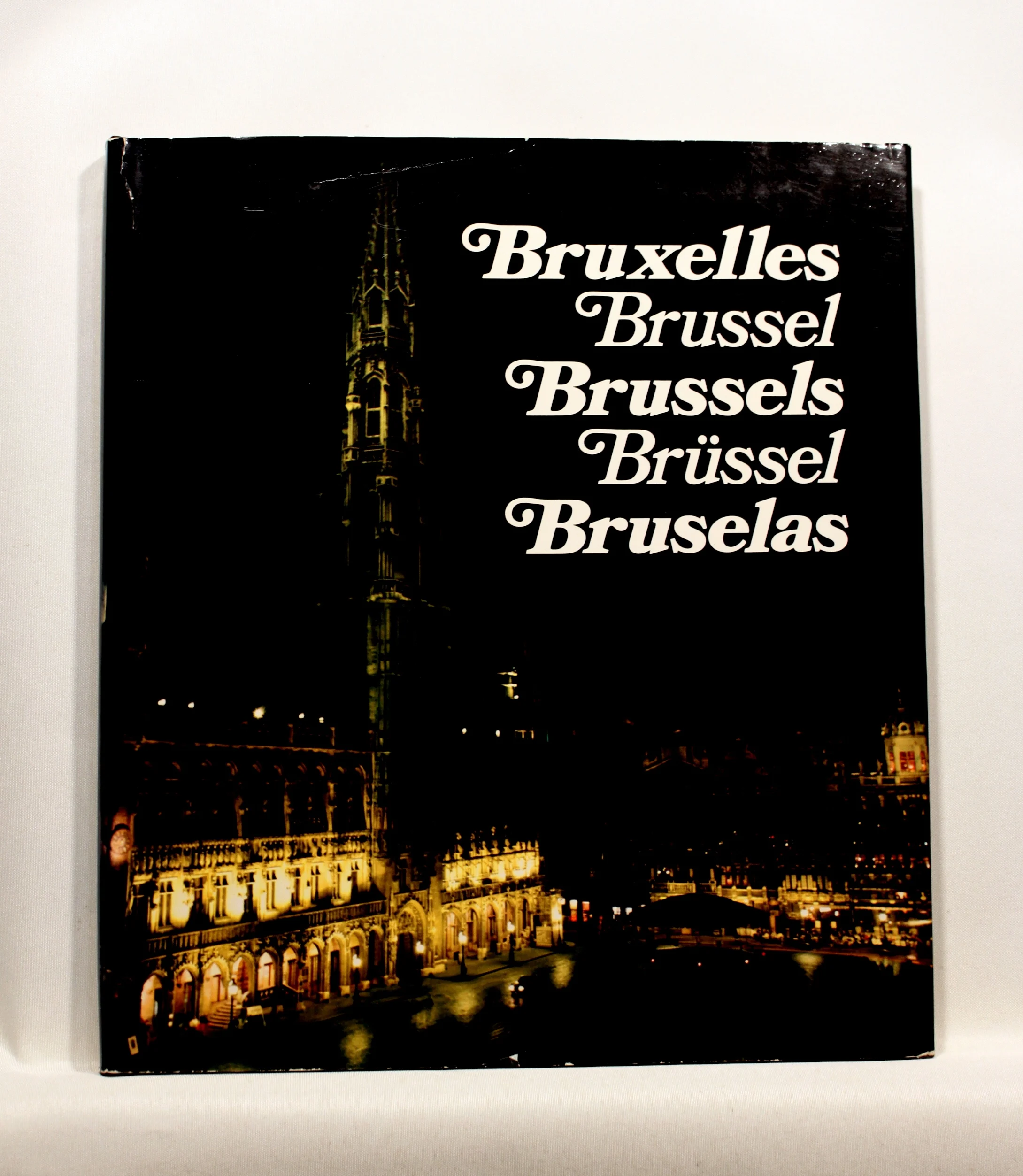 Bruxelles. Brussel. Brussels. Brüssel. Bruselas