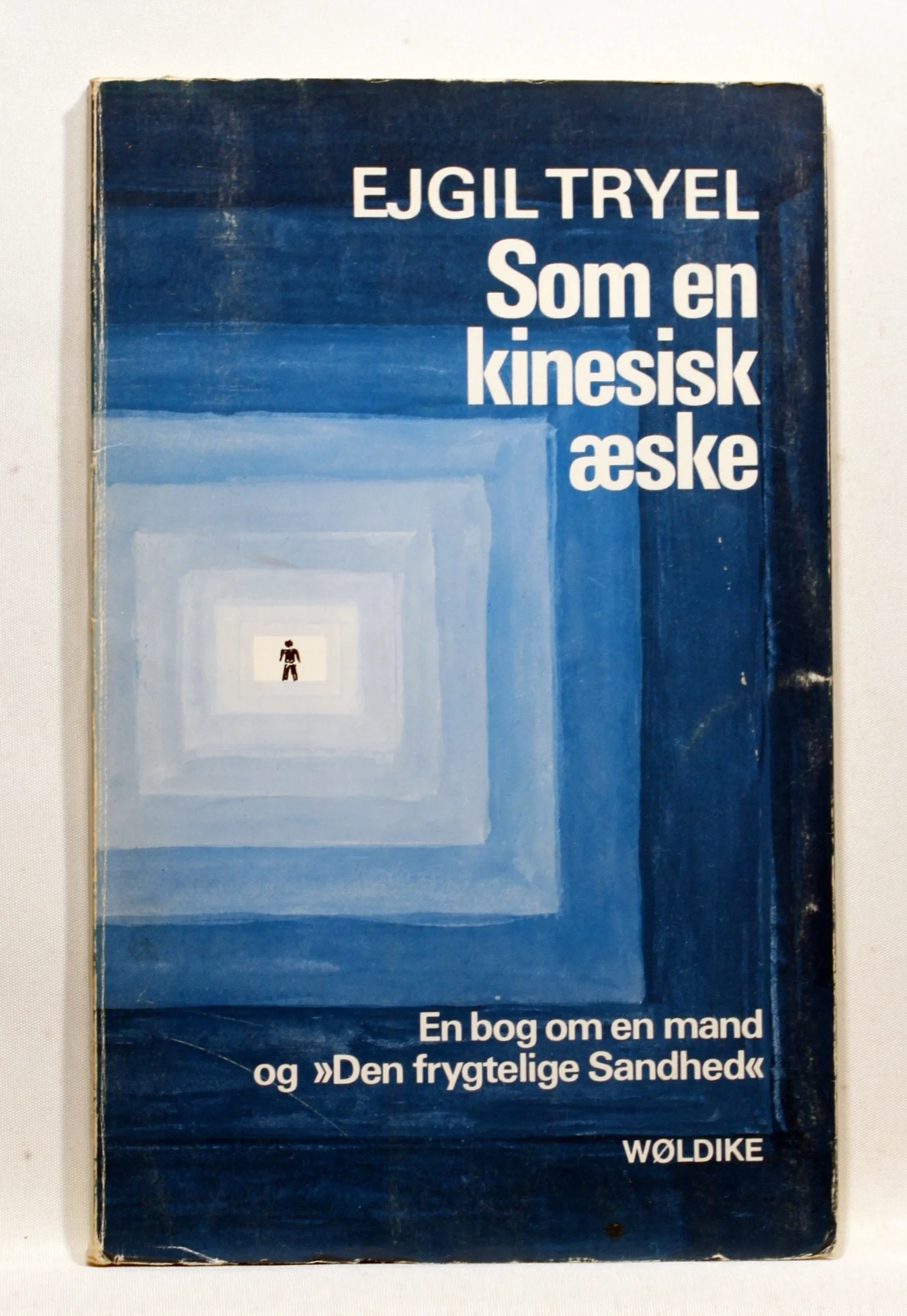 Som en kinesisk æske. Om en mand og “Den frygtelige sandhed”