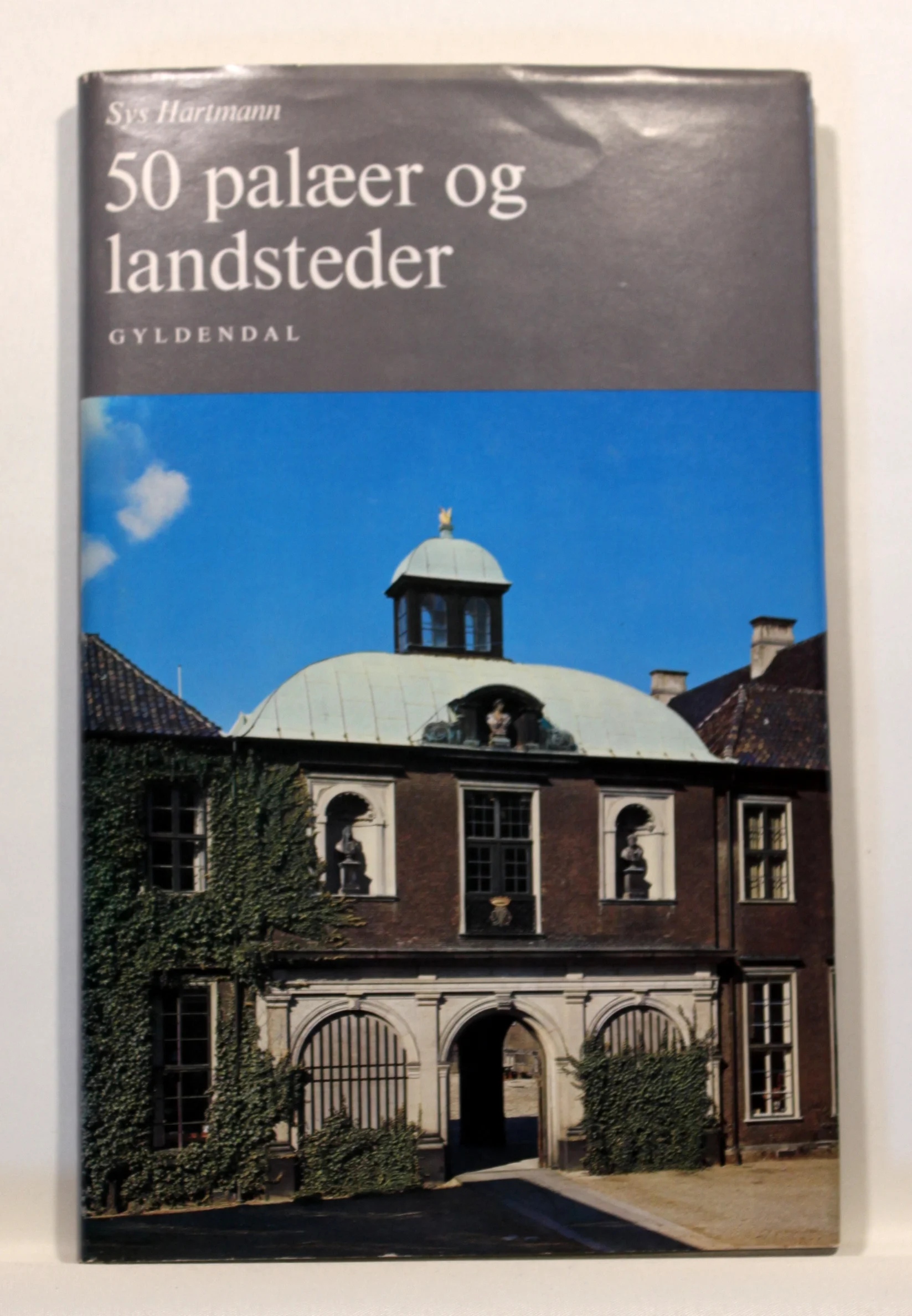 50 palæer og landsteder