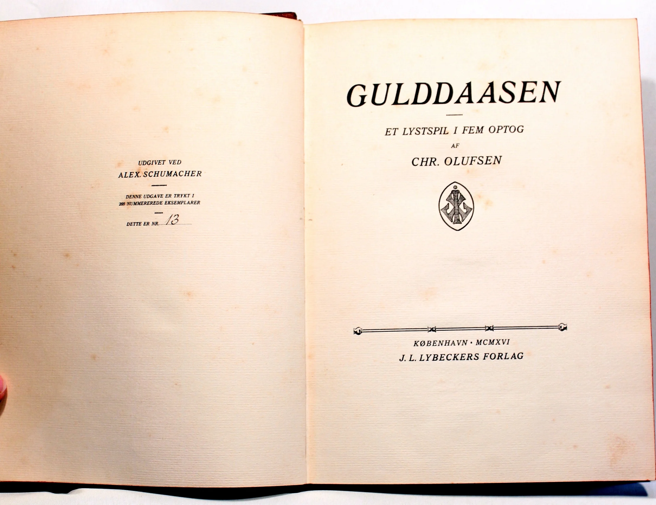 Gulddaasen. Et lystspil i fem Optog