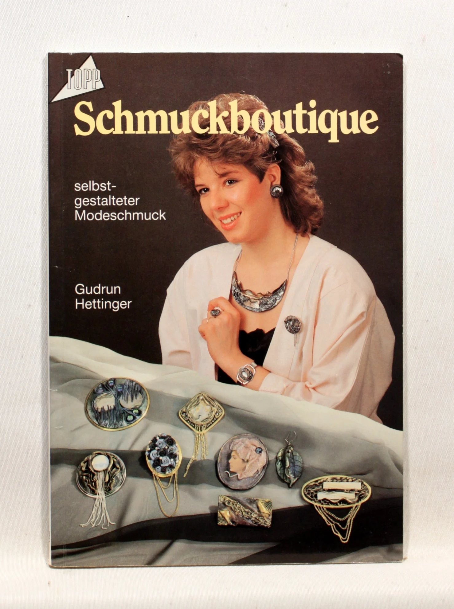 Schmuckboutique. Selbstgestalteter Modeschmuck