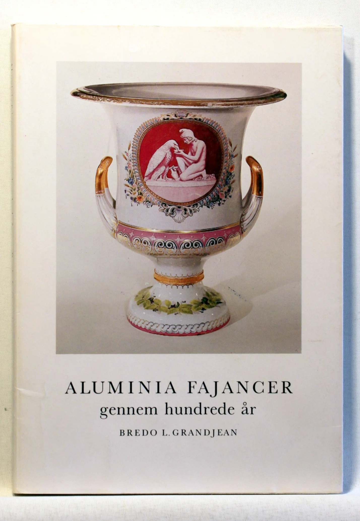 Aluminia fajancer gennem hundrede år