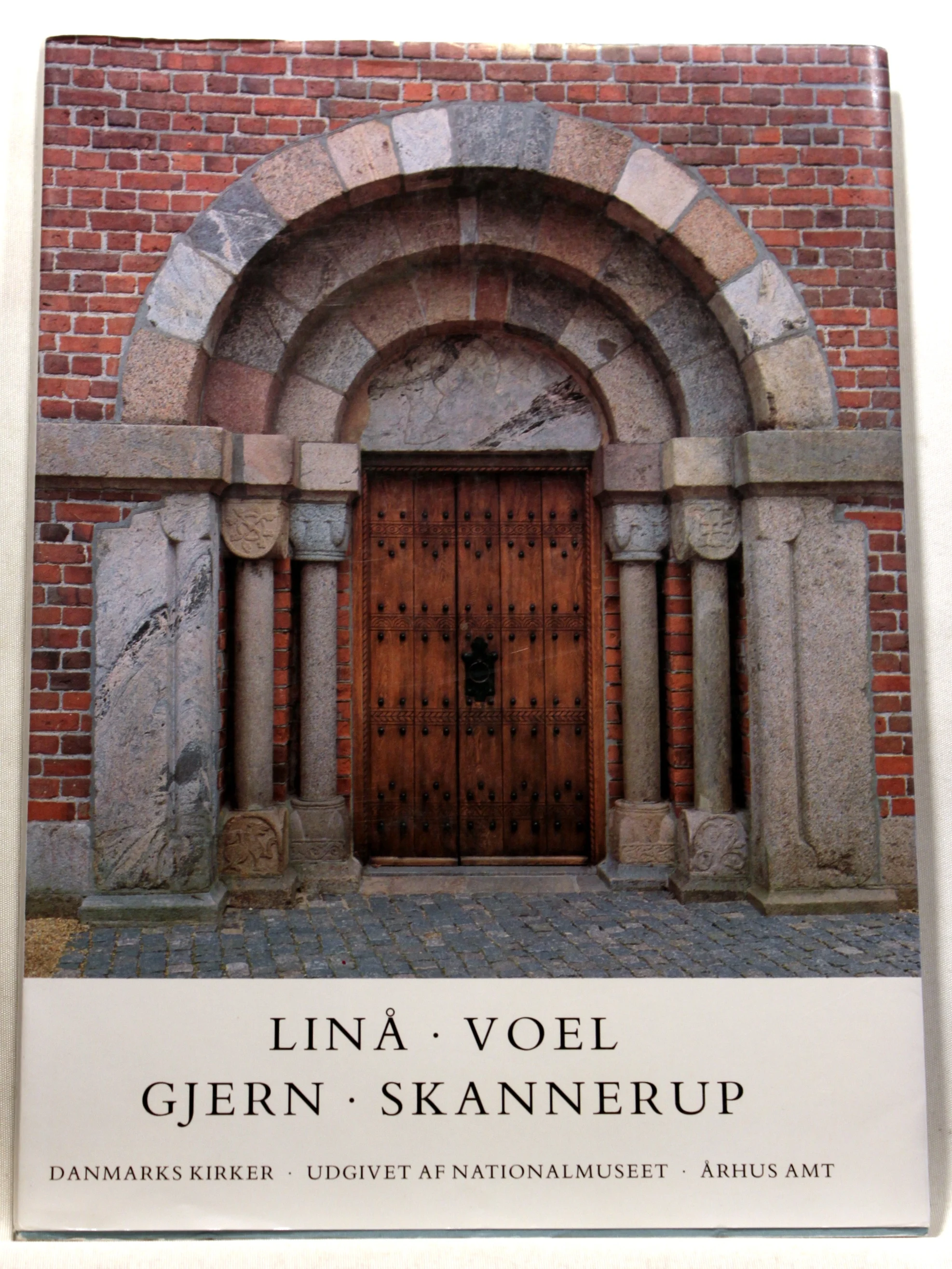 Danmarks Kirker Linå – Voel – Gjern – Skannerup