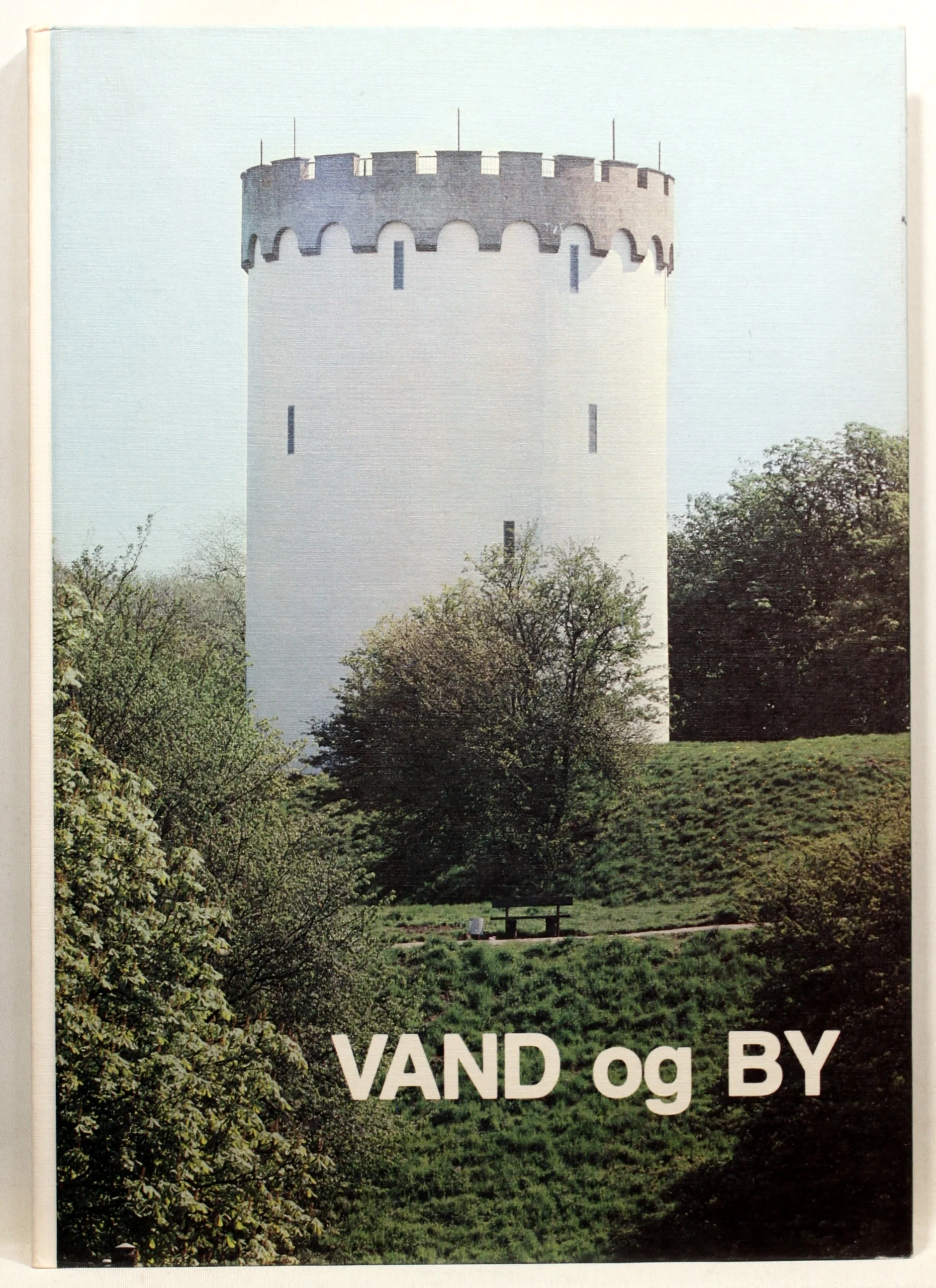 Vand og By